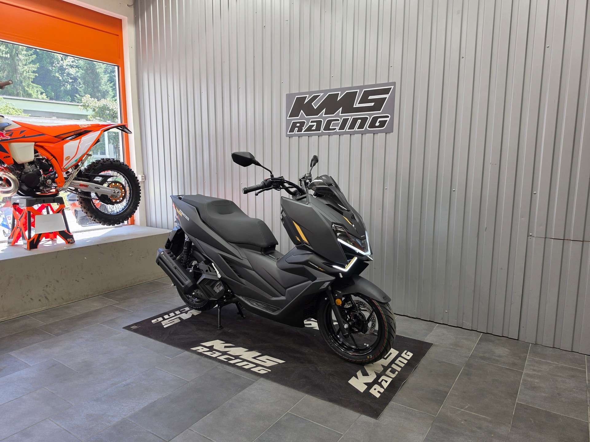 ZONTES 125 X-showroom-element-1