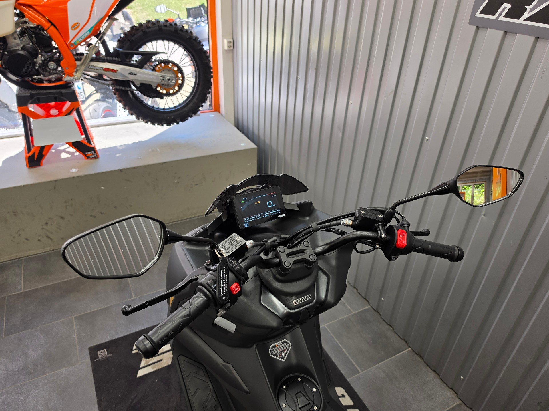 ZONTES 125 X-image-6