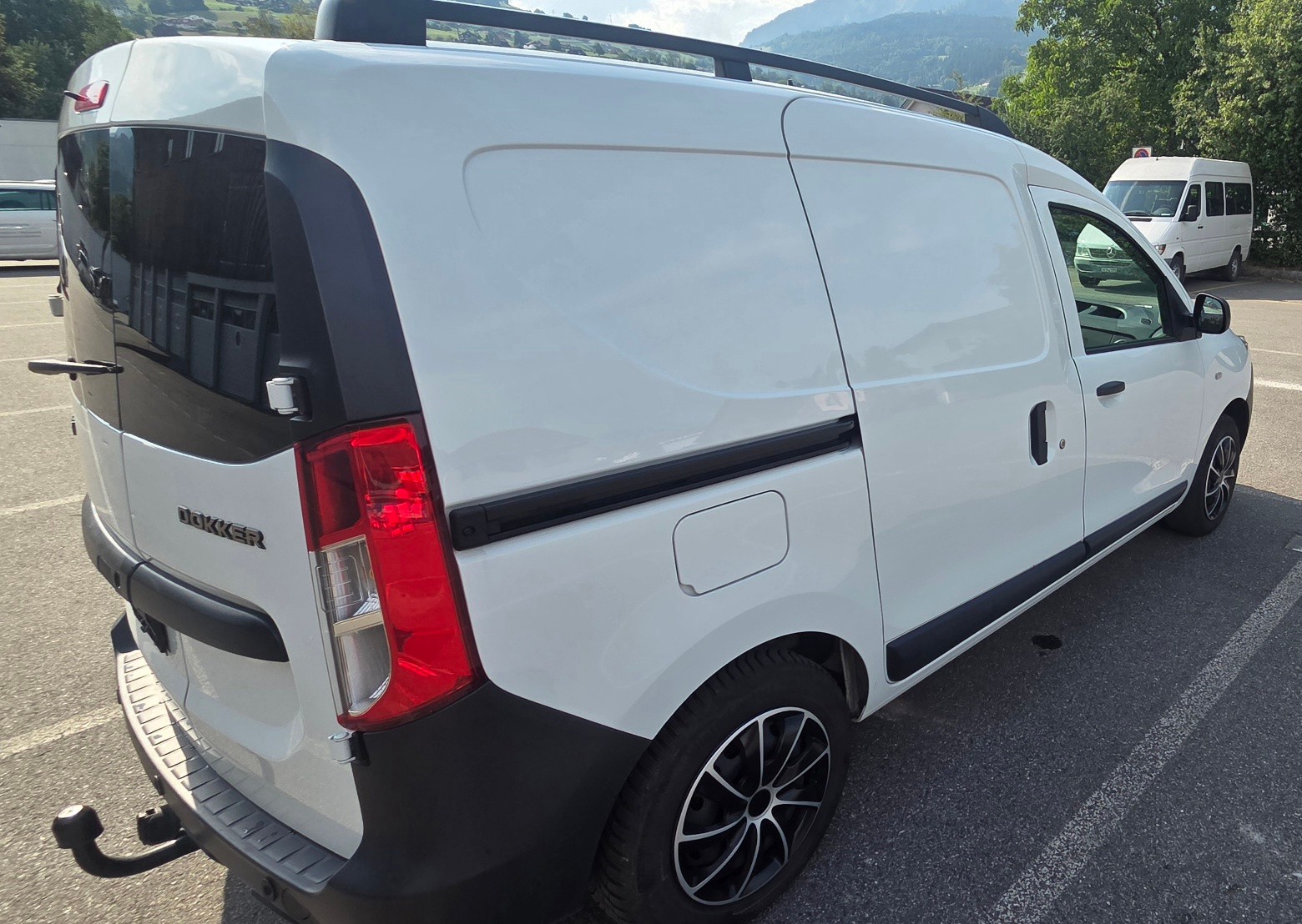 DACIA Dokker 1.3 TCe 130 Unlimited S/S-image-1