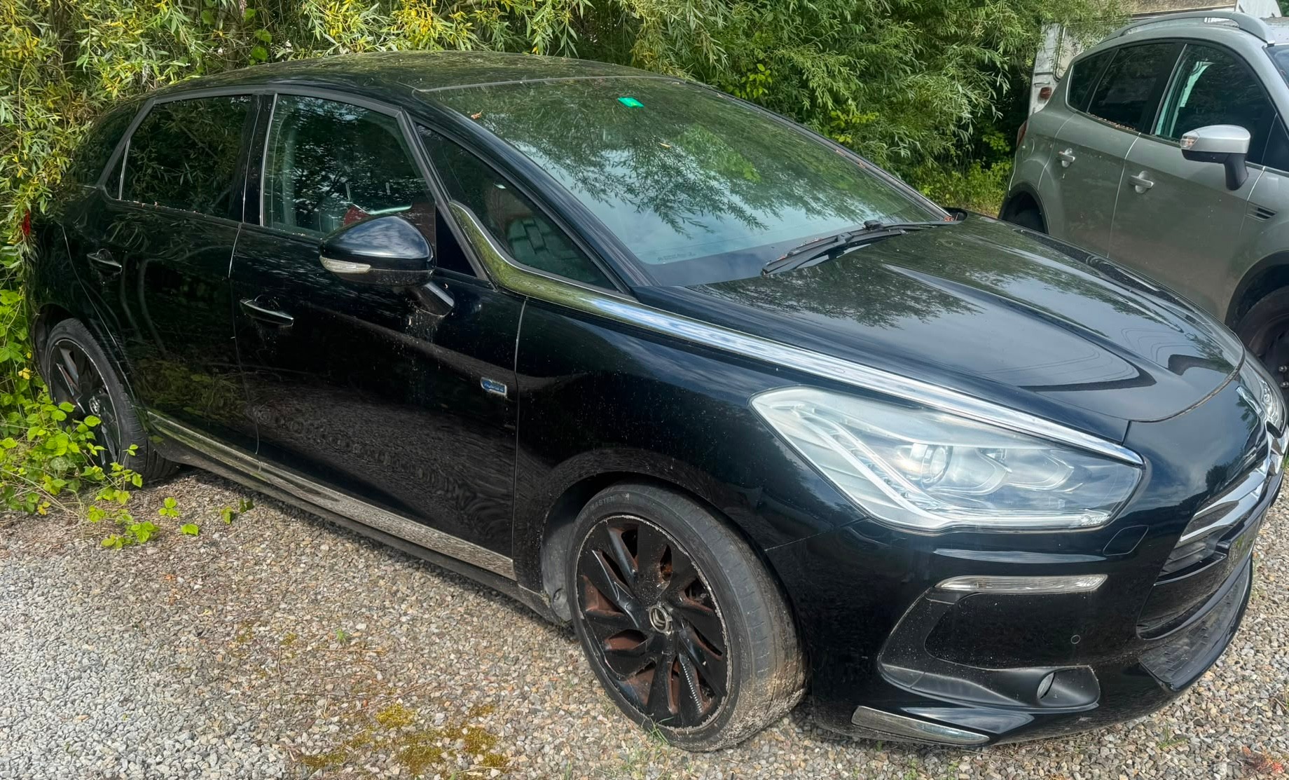 DS AUTOMOBILES DS5 HYbrid4 200 Paris Rendez-vous EGS6-image-2