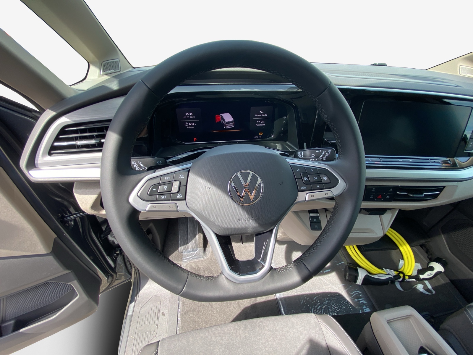 VW Multivan 1.5 eHybrid Life Edition 4Motion DSG-image-9