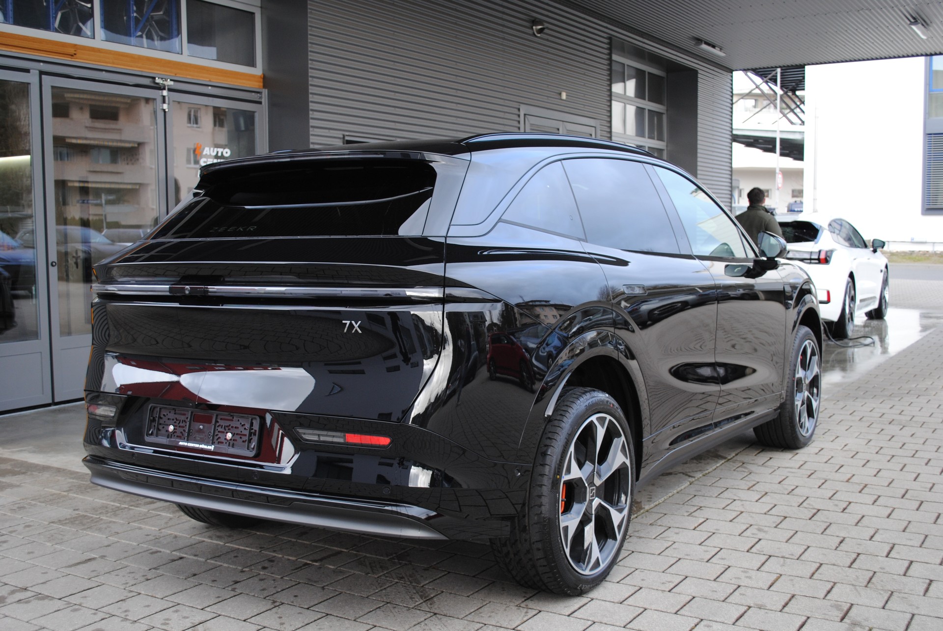 ZEEKR 7X 100kWh Privilege AWD-image-7