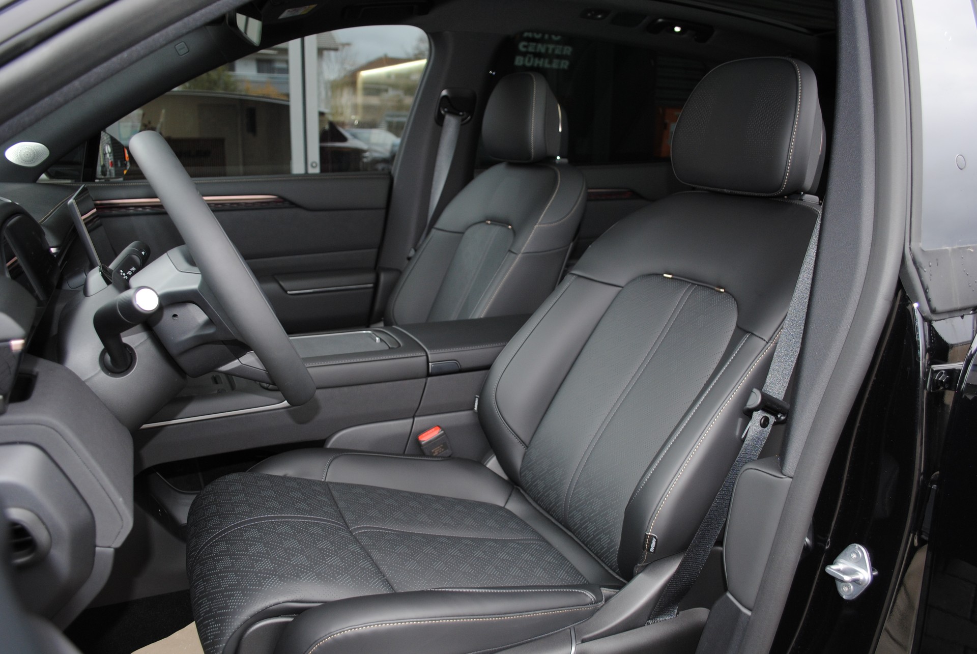 ZEEKR 7X 100kWh Privilege AWD-image-11