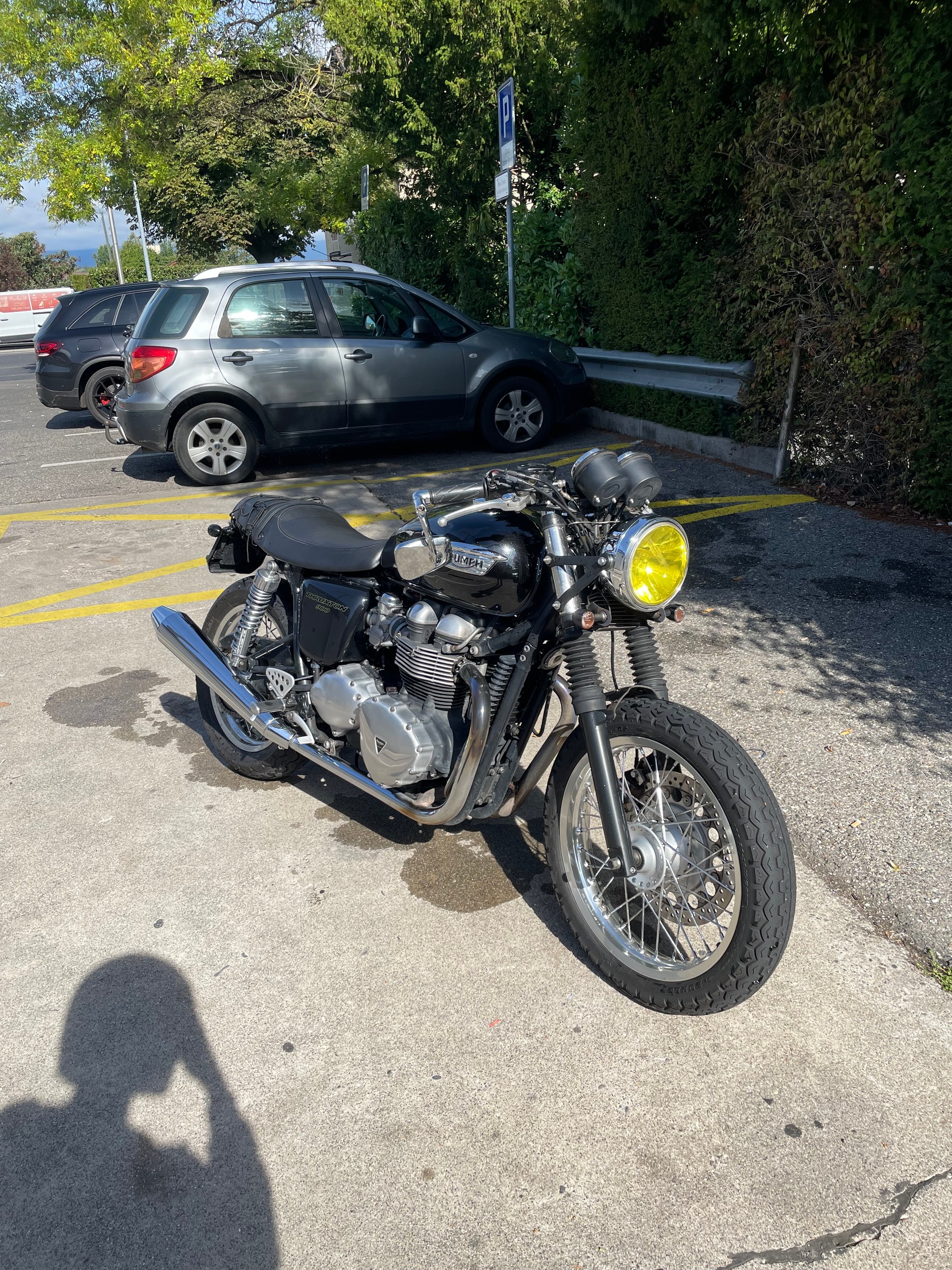 TRIUMPH Thruxton 900 i-image-2