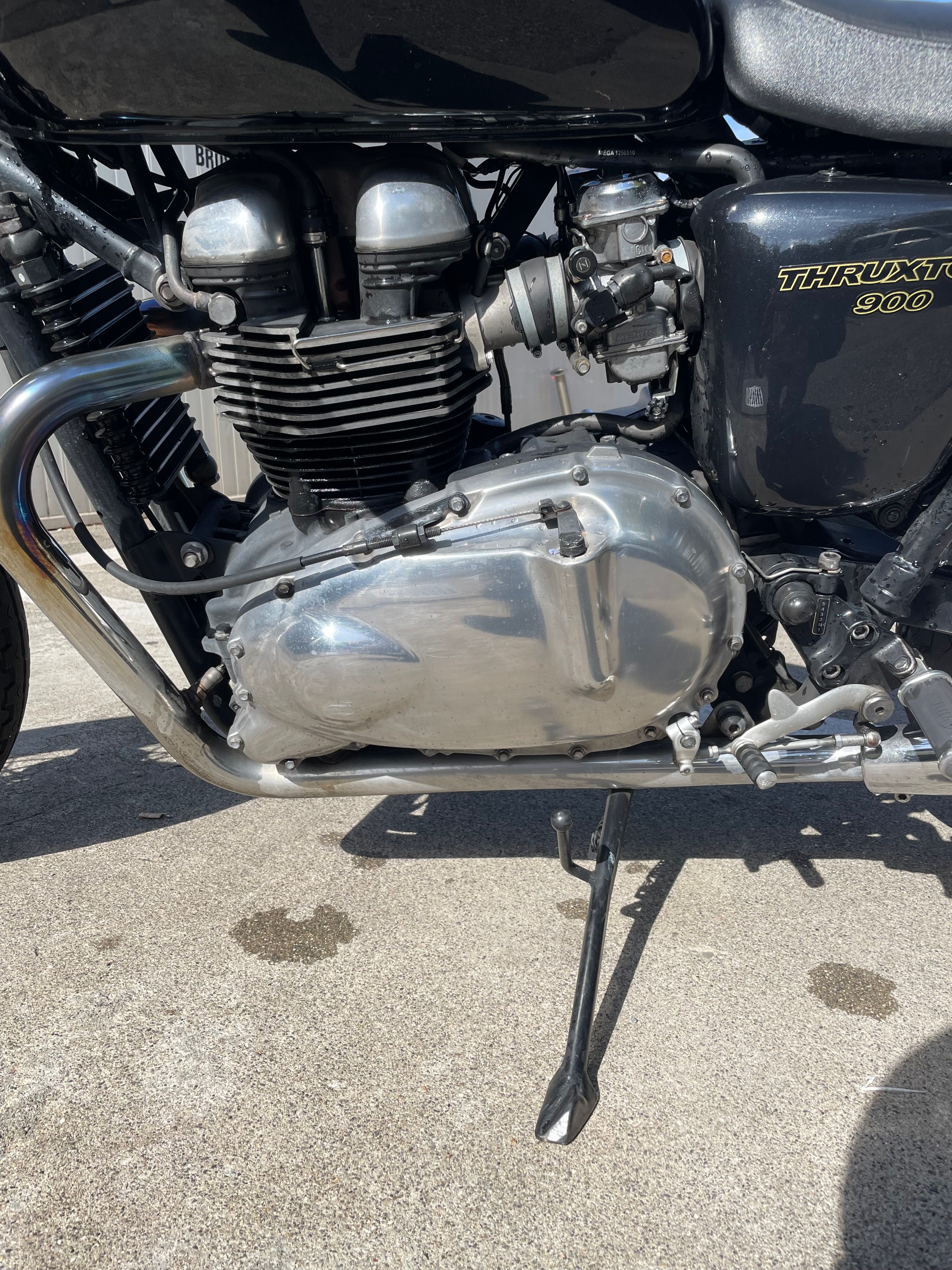 TRIUMPH Thruxton 900 i-image-8