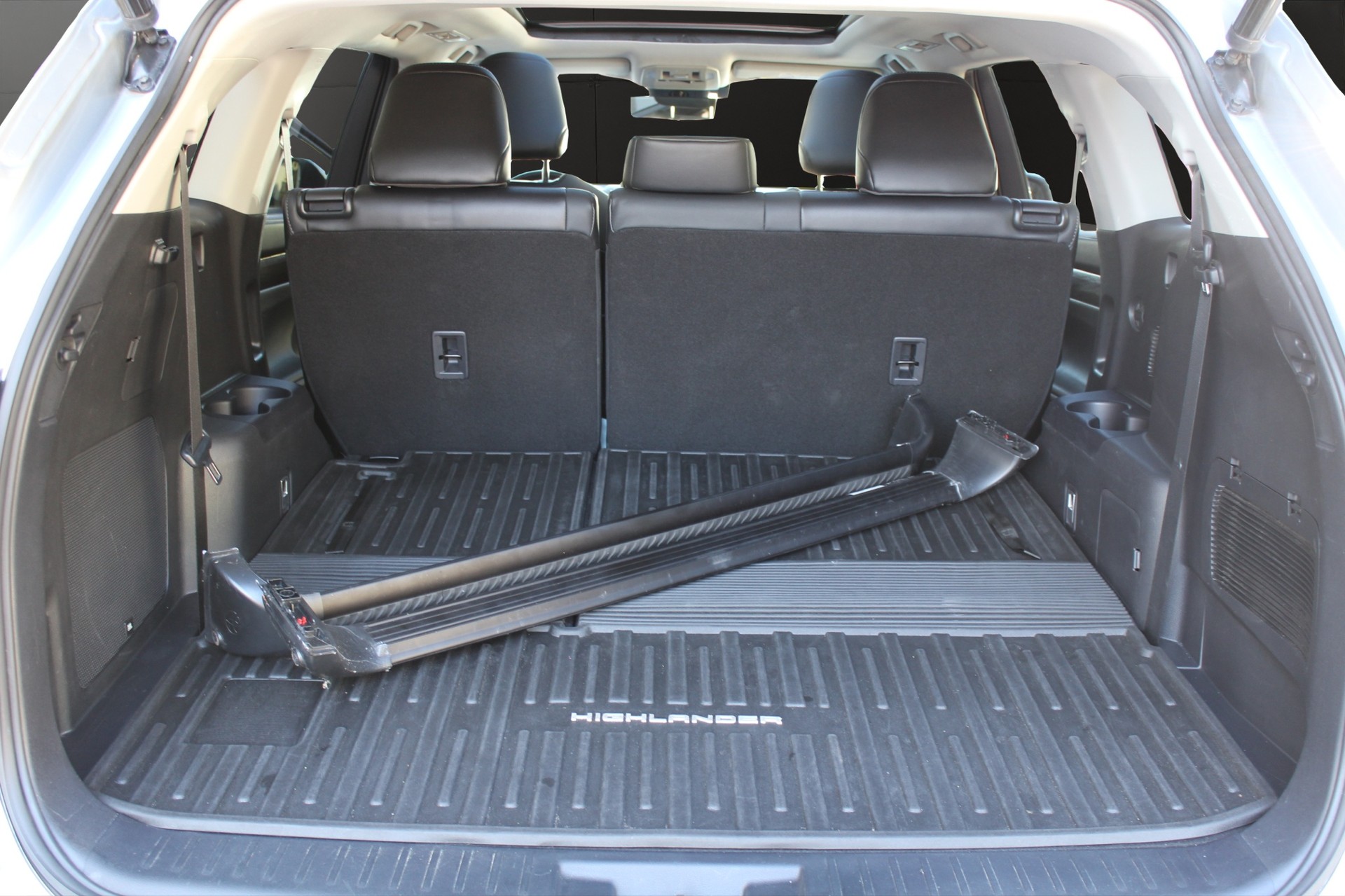 TOYOTA Highlander 2.5 HSD Premium-image-12