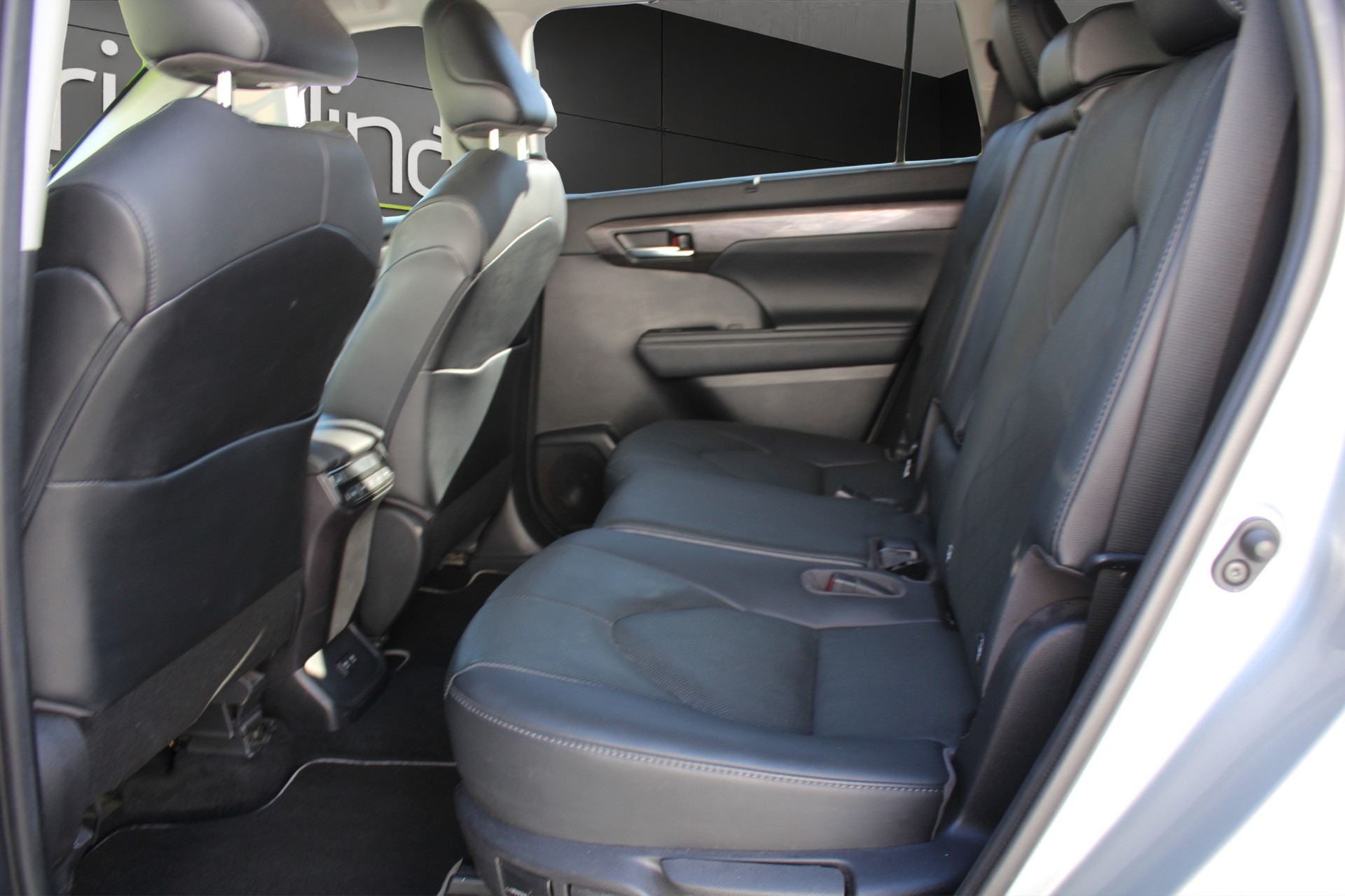 TOYOTA Highlander 2.5 HSD Premium-image-11