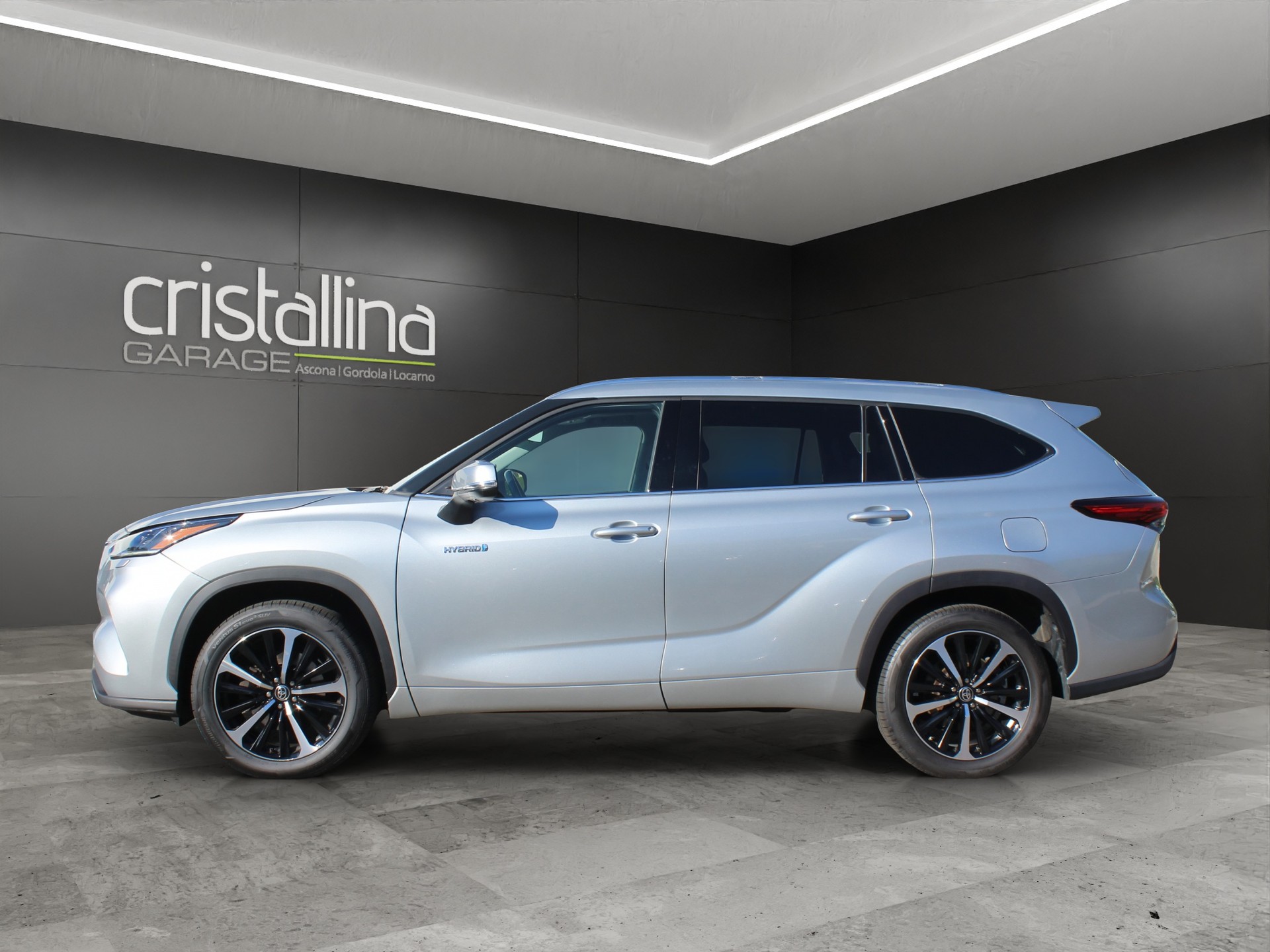 TOYOTA Highlander 2.5 HSD Premium-showroom-element-1