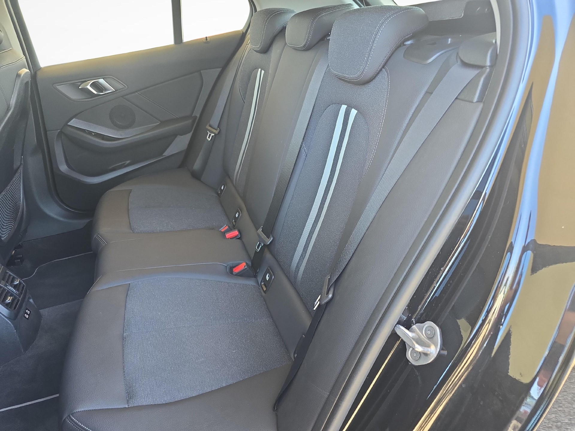 BMW 118d SAG-image-10