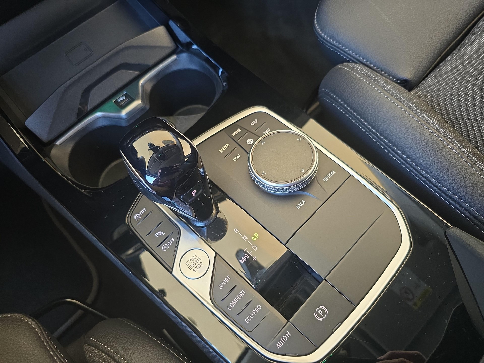 BMW 118d SAG-image-14