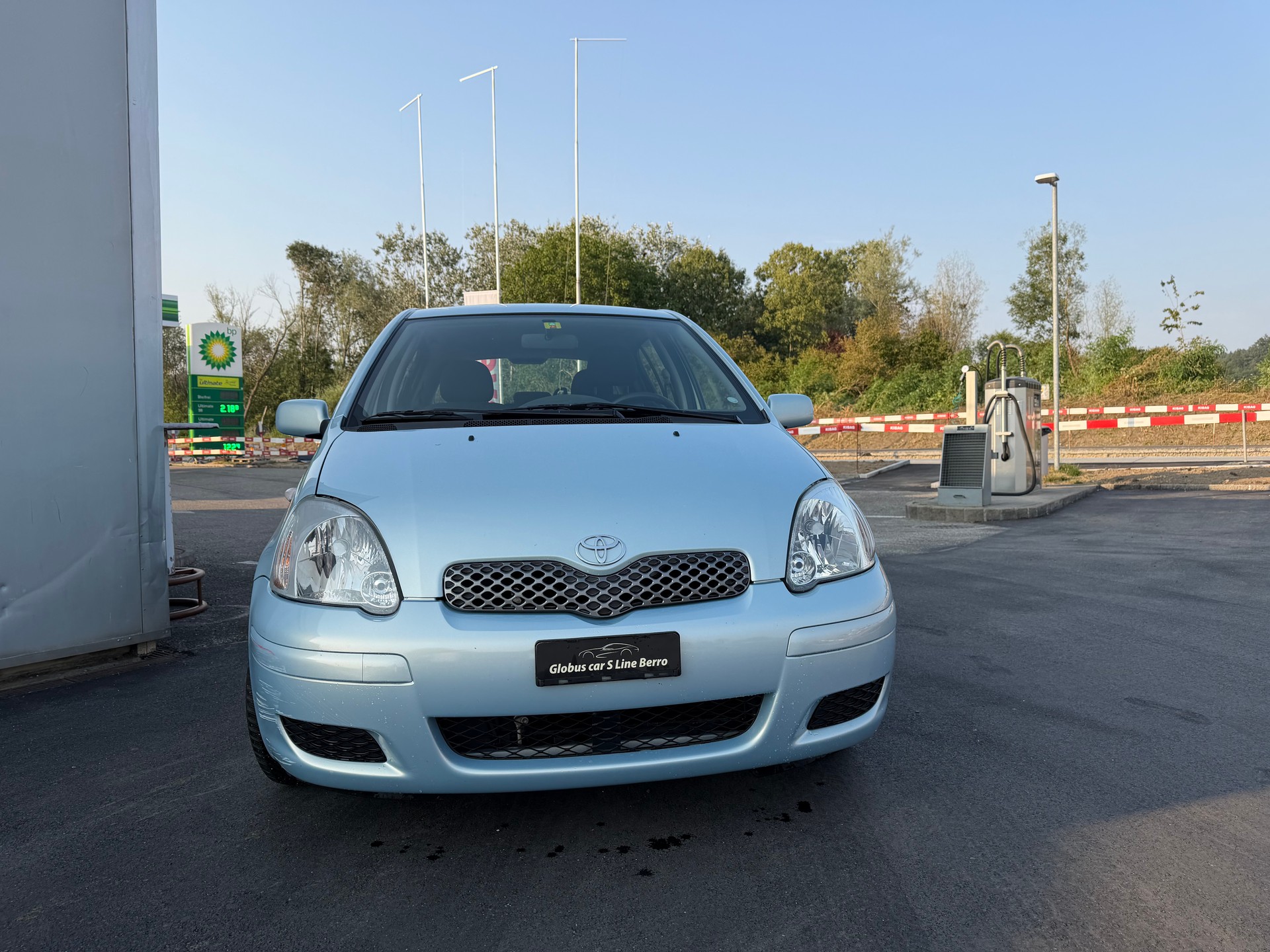 TOYOTA Yaris 1.3 Linea Sol
