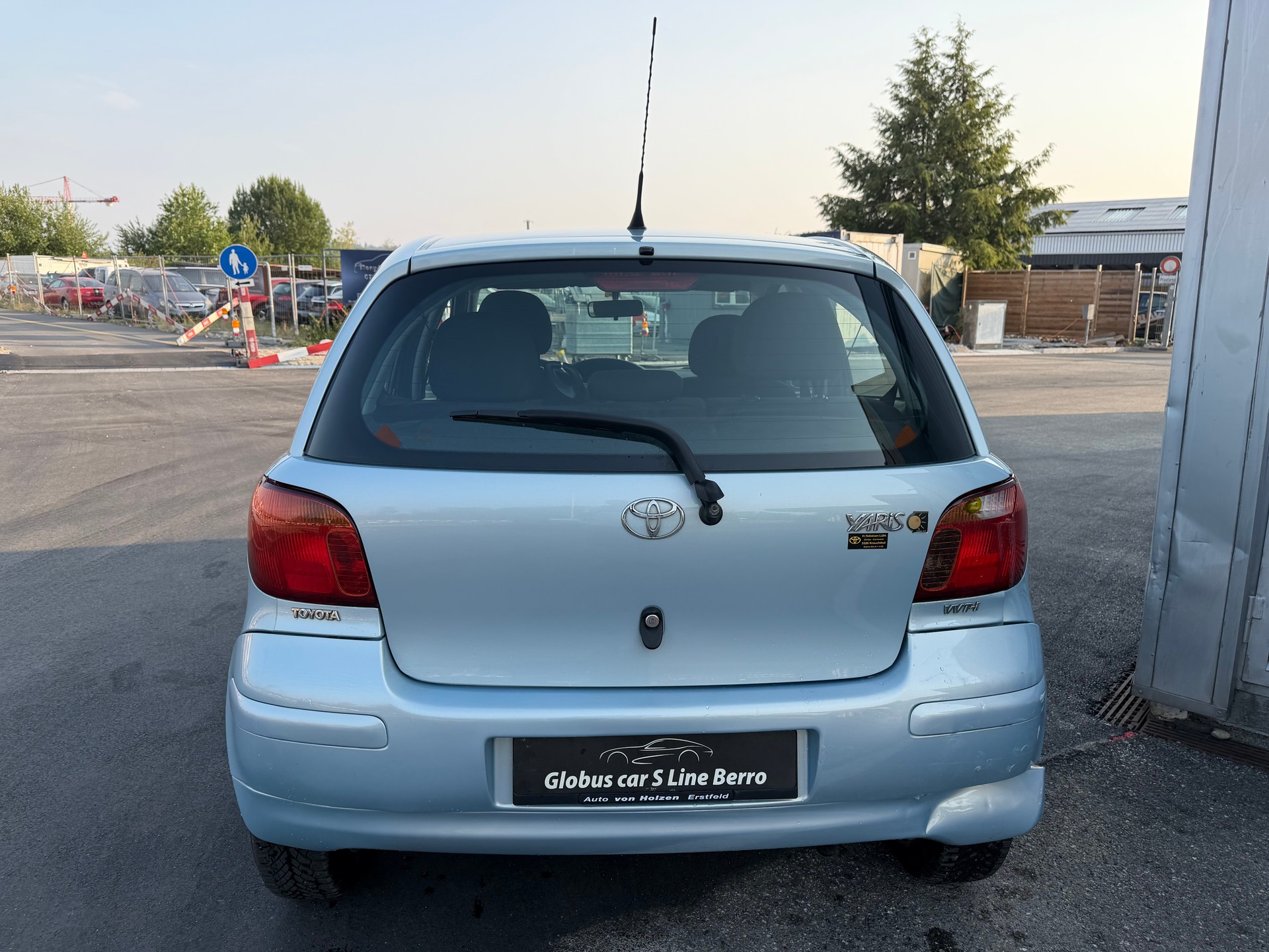 TOYOTA Yaris 1.3 Linea Sol-image-10