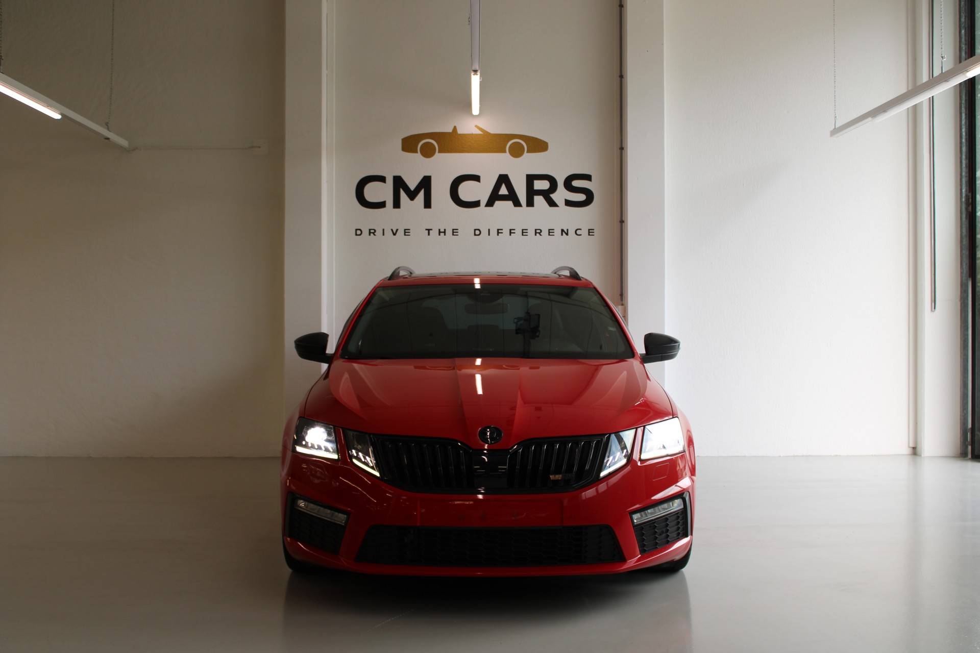 SKODA Octavia Combi 2.0 TSI RS 245 DSG-showroom-element-1