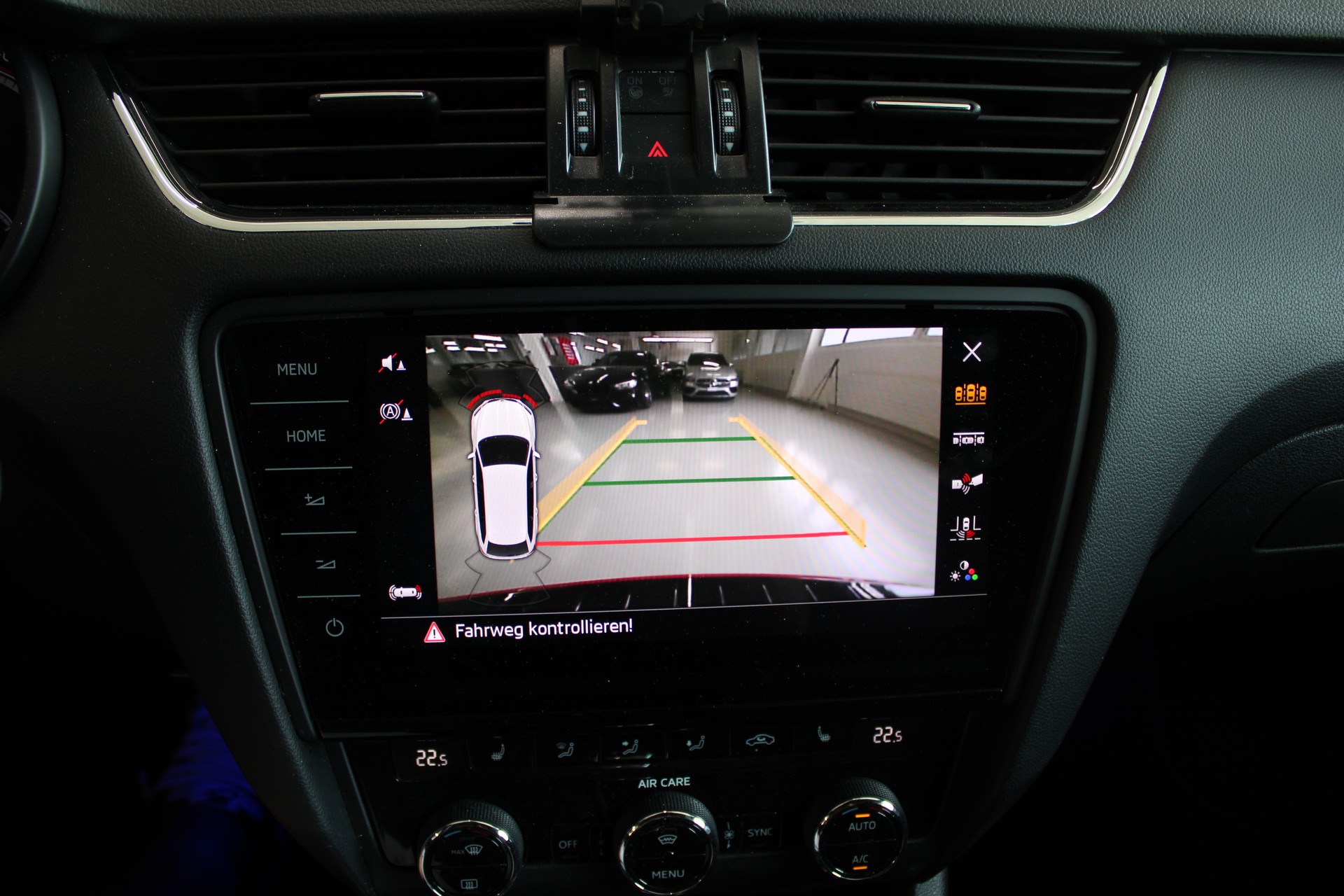 SKODA Octavia Combi 2.0 TSI RS 245 DSG-image-20