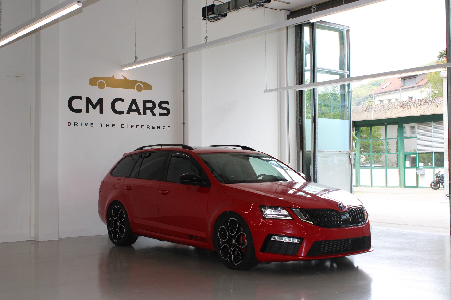 SKODA Octavia Combi 2.0 TSI RS 245 DSG-showroom-element-2
