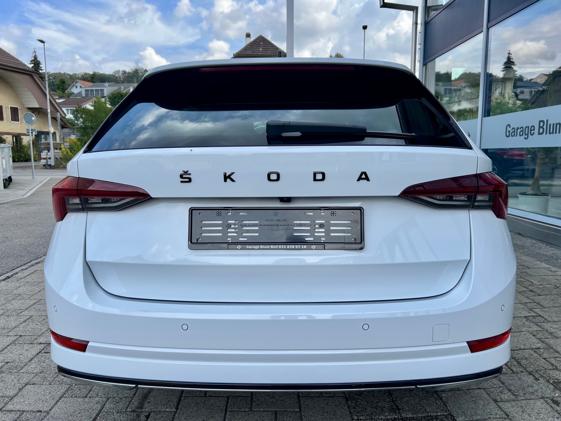 SKODA Octavia Combi 2.0 TDI DSG SportLine 4x4-image-6