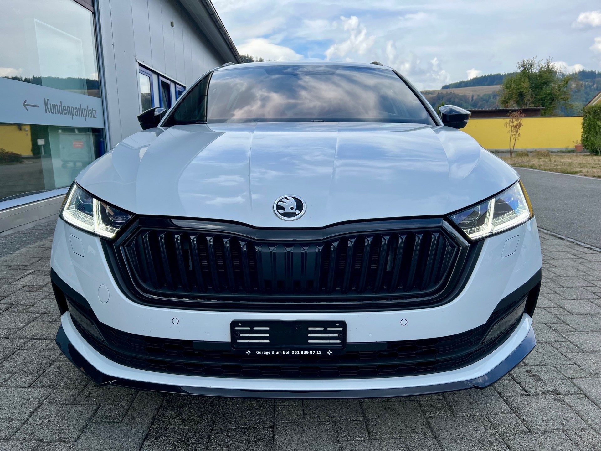 SKODA Octavia Combi 2.0 TDI DSG SportLine 4x4-showroom-element-3