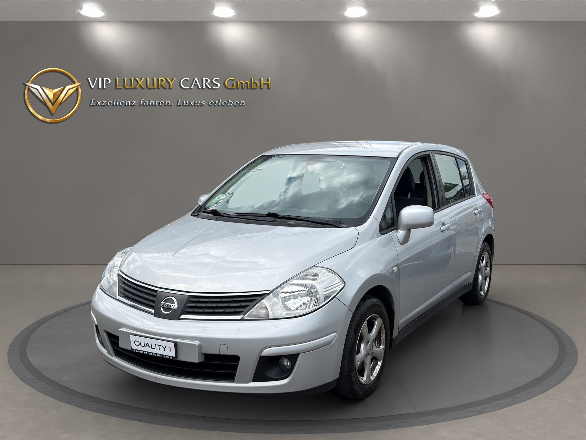NISSAN Tiida 1.8 tekna-showroom-element-1