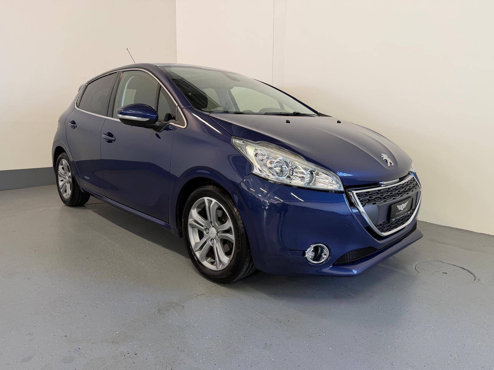 PEUGEOT 208 1.6 VTI Allure-showroom-element-2