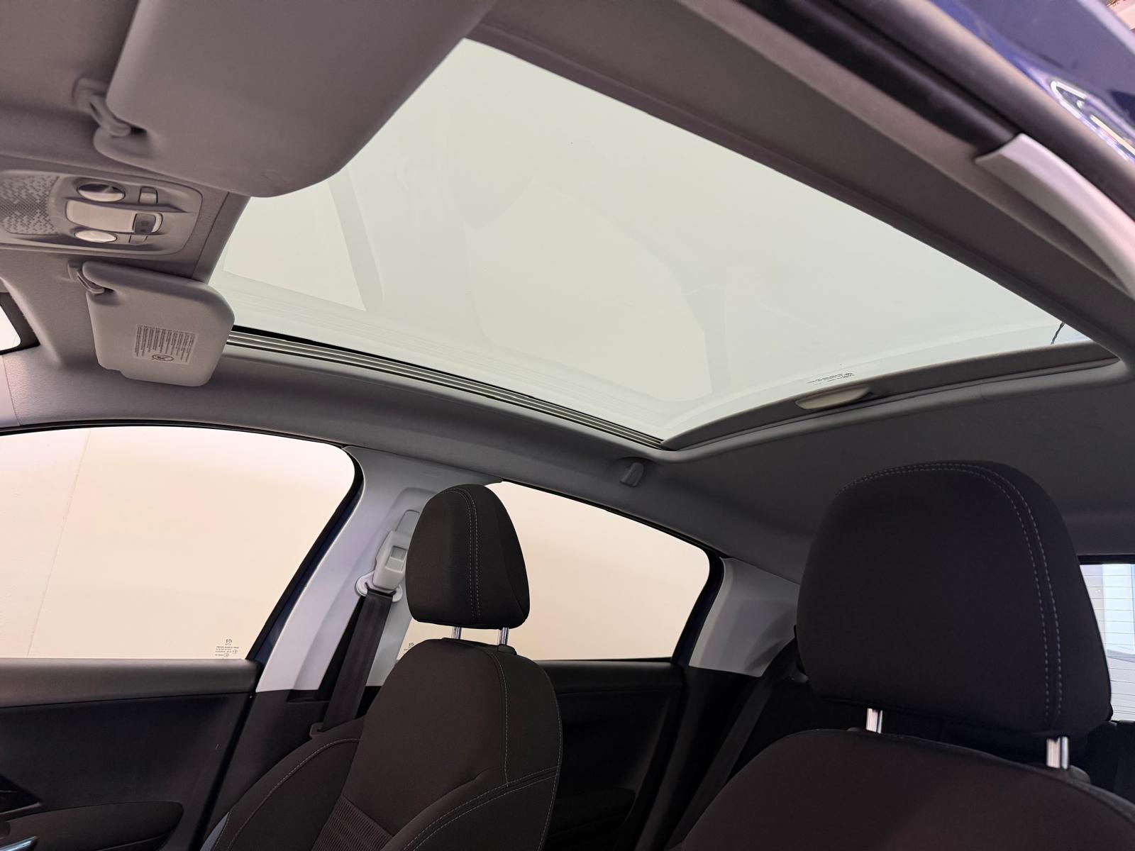 PEUGEOT 208 1.6 VTI Allure-image-17