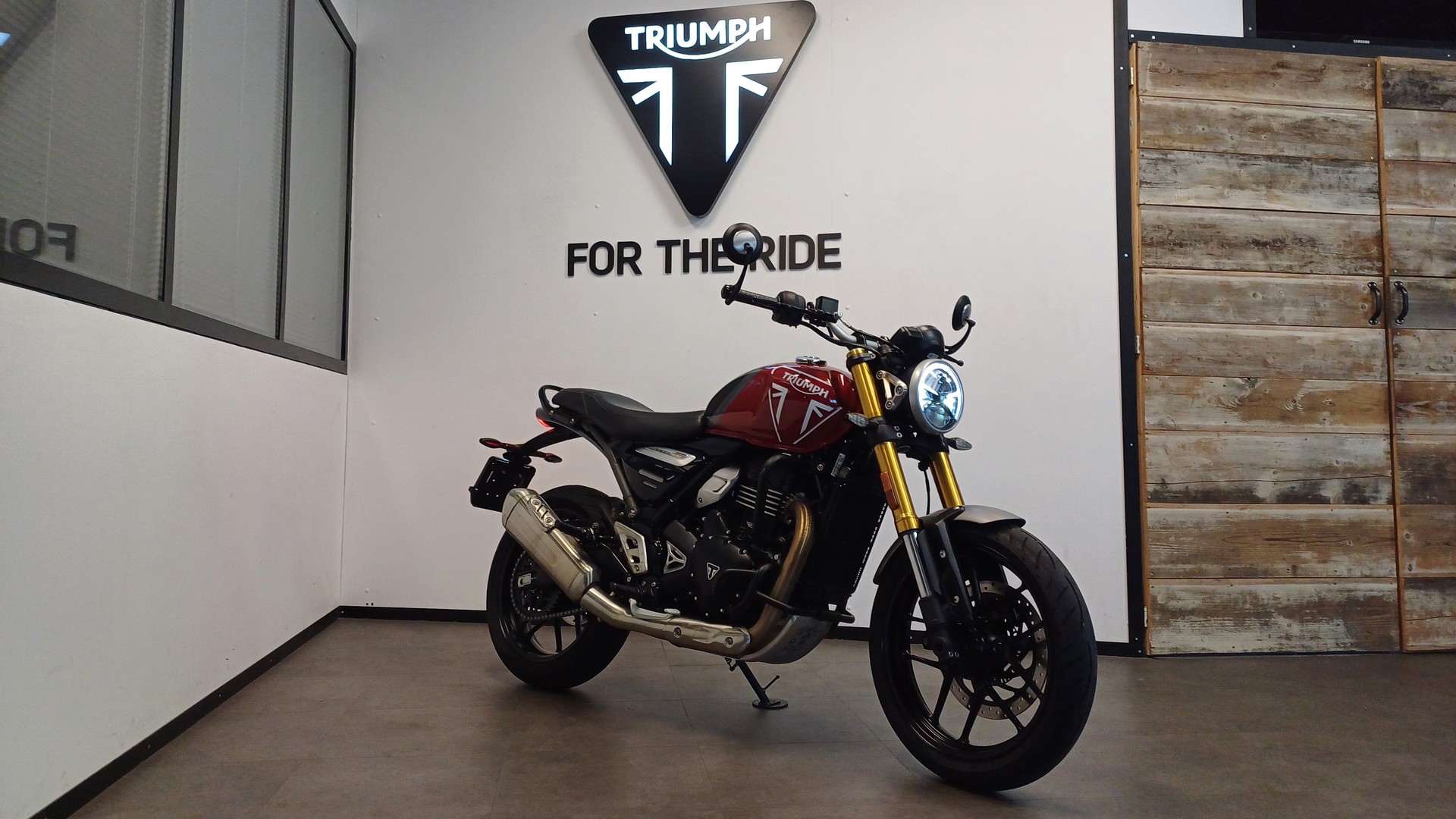 TRIUMPH Speed 400-image-12