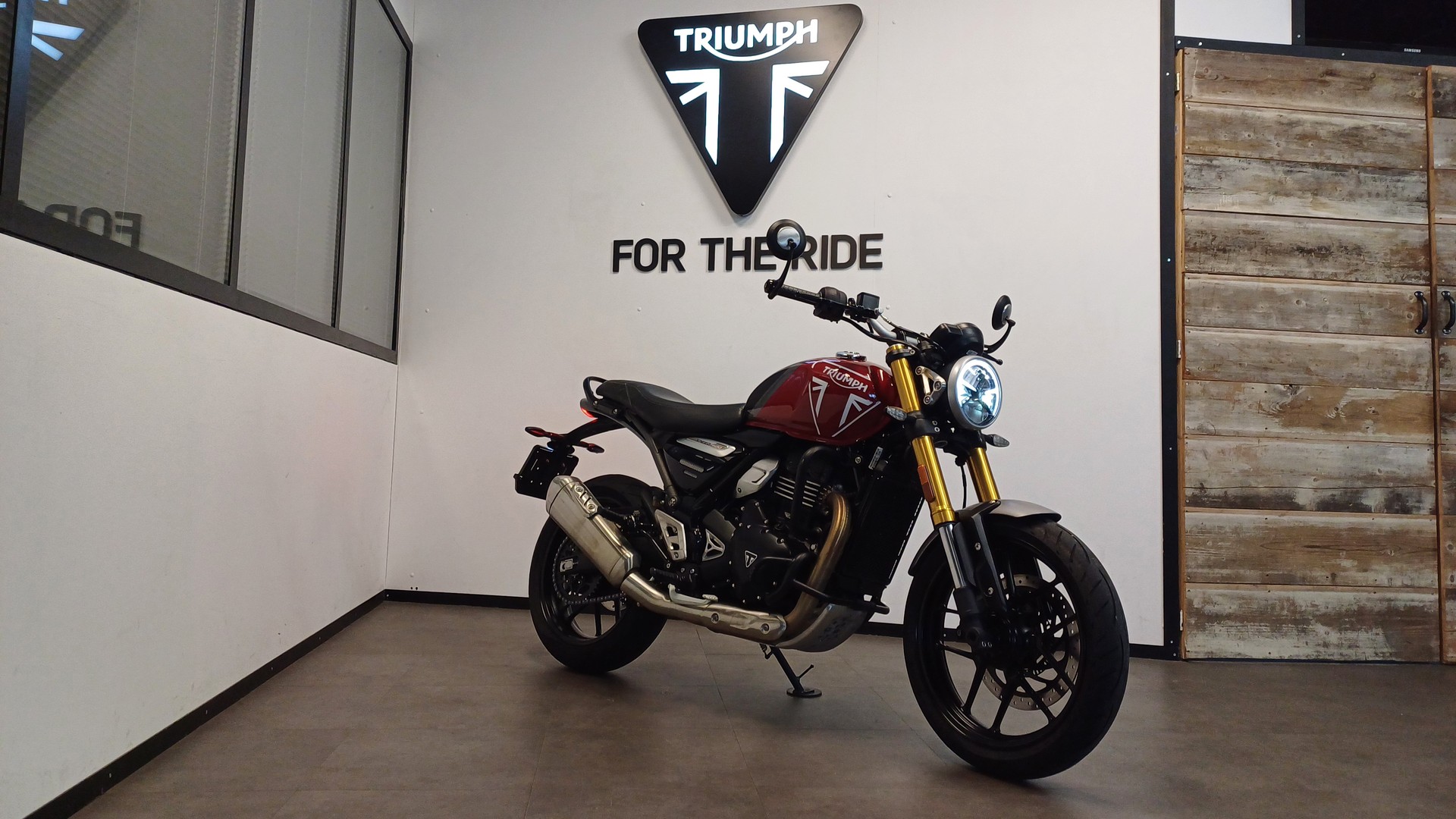 TRIUMPH Speed 400-image-6