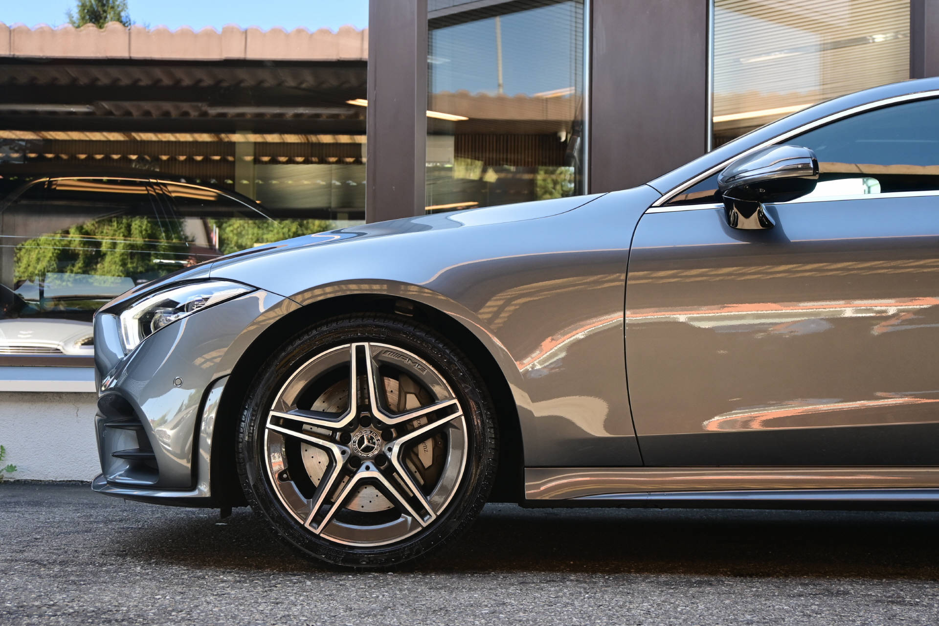MERCEDES-BENZ CLS 450 AMG Line 4matic *CH-Auto*-image-4