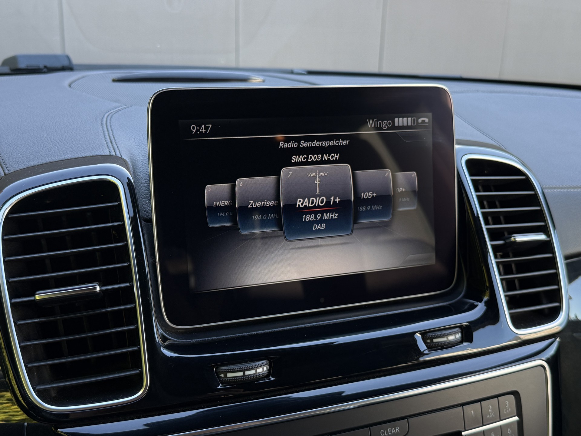 MERCEDES-BENZ GLE 350 d 4Matic 9G-Tronic / Gratis Service-image-25