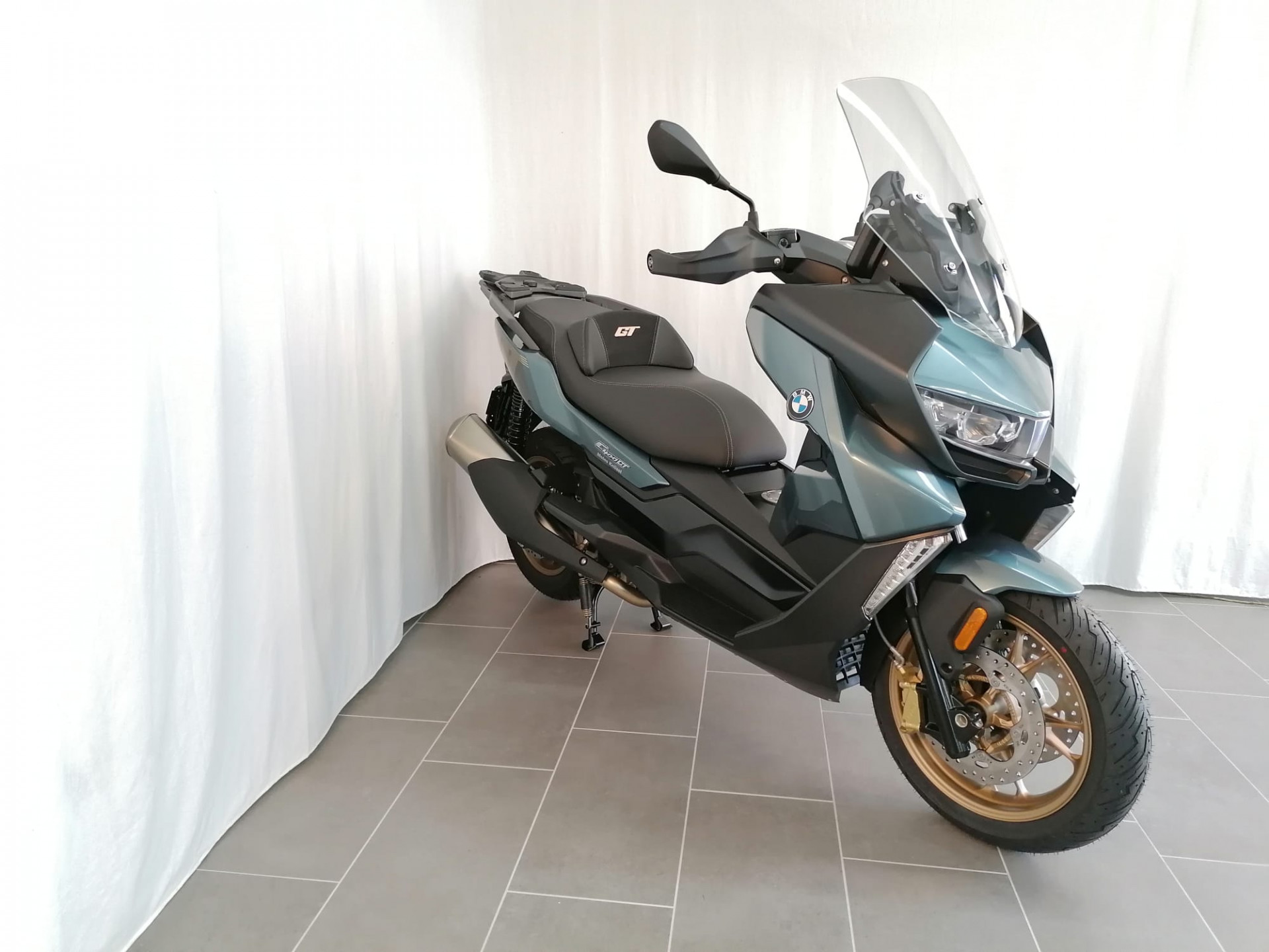 BMW C 400 GT Exclusive-showroom-element-1
