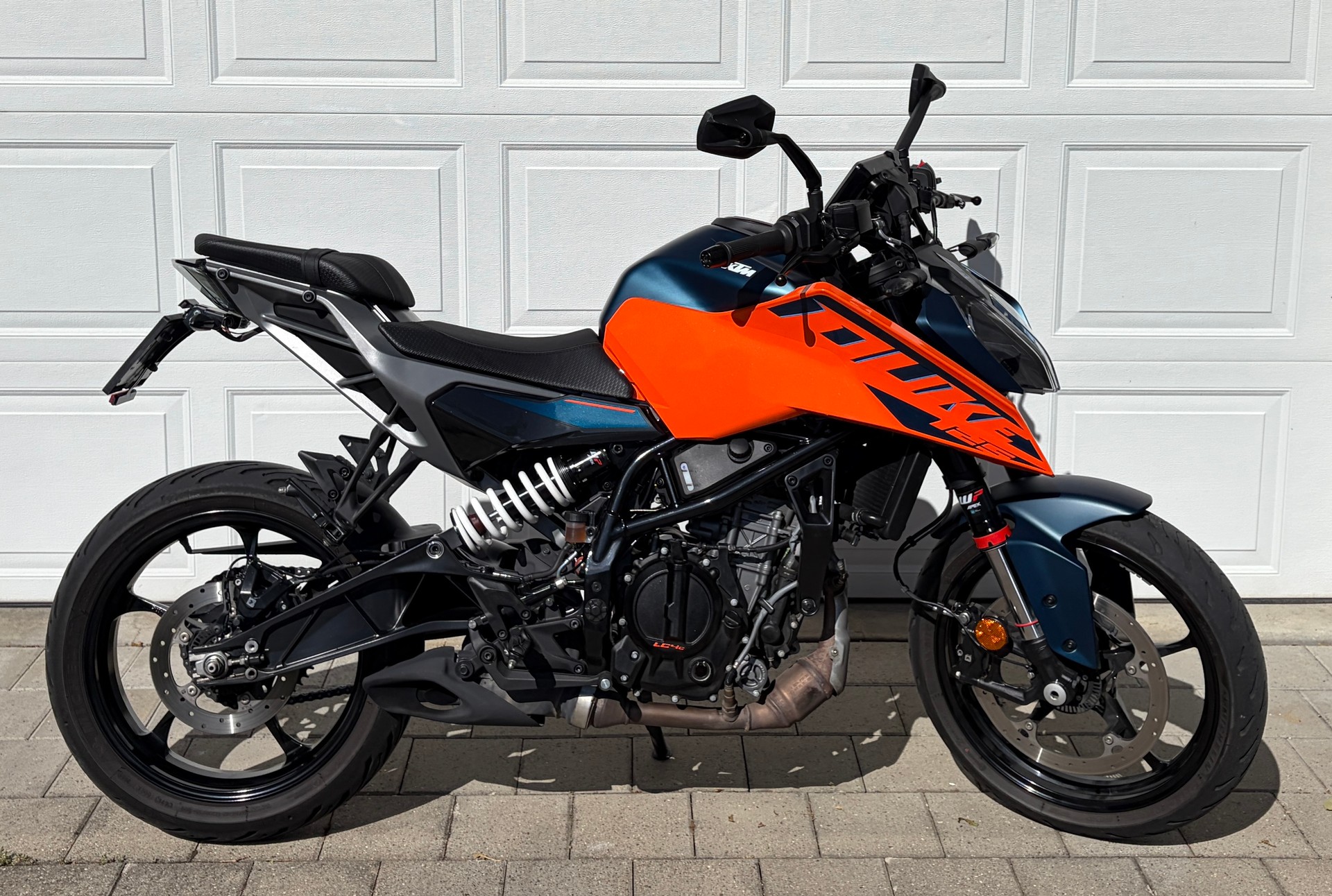 KTM 125 Duke-image-0