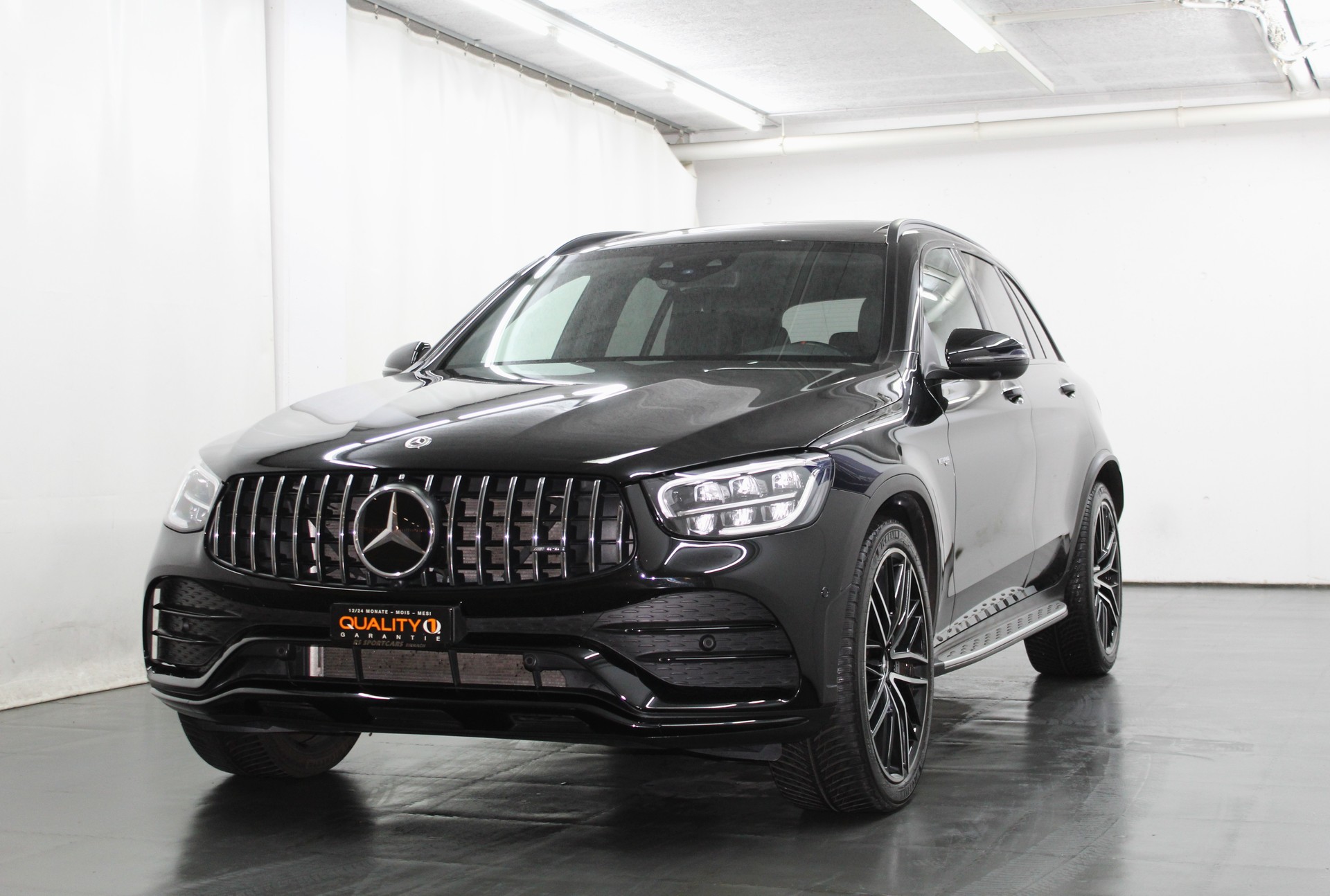 MERCEDES-BENZ GLC 43 AMG 4Matic 9G-Tronic Premium-Plus-Paket / AHK / CH-Fahrzeug-showroom-element-3