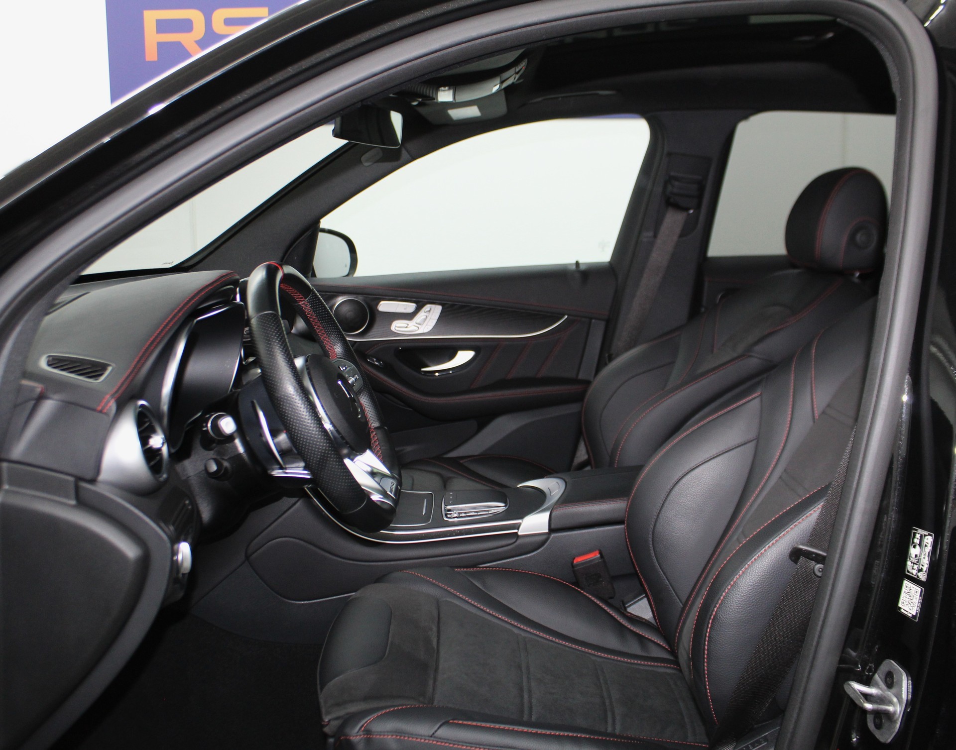 MERCEDES-BENZ GLC 43 AMG 4Matic 9G-Tronic Premium-Plus-Paket / AHK / CH-Fahrzeug-image-7