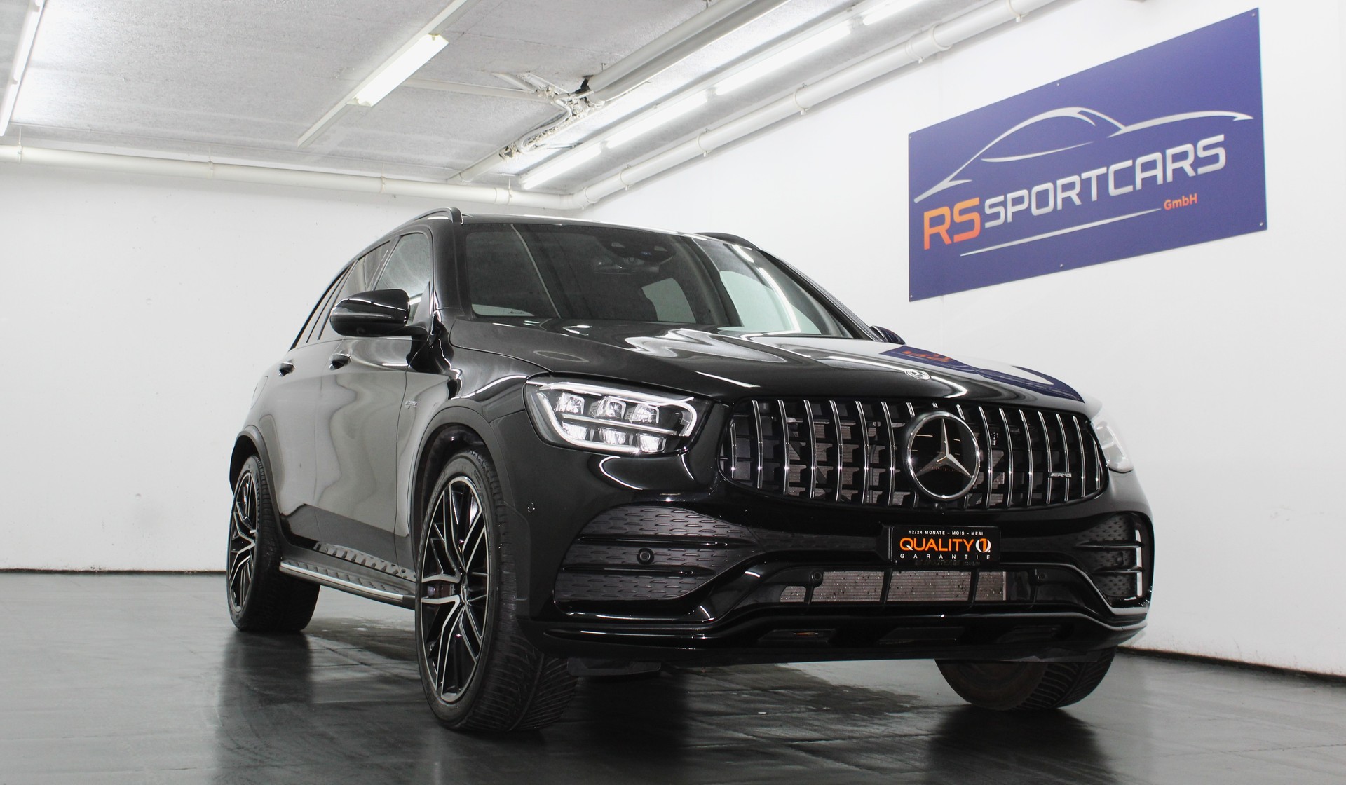 MERCEDES-BENZ GLC 43 AMG 4Matic 9G-Tronic Premium-Plus-Paket / AHK / CH-Fahrzeug-showroom-element-1