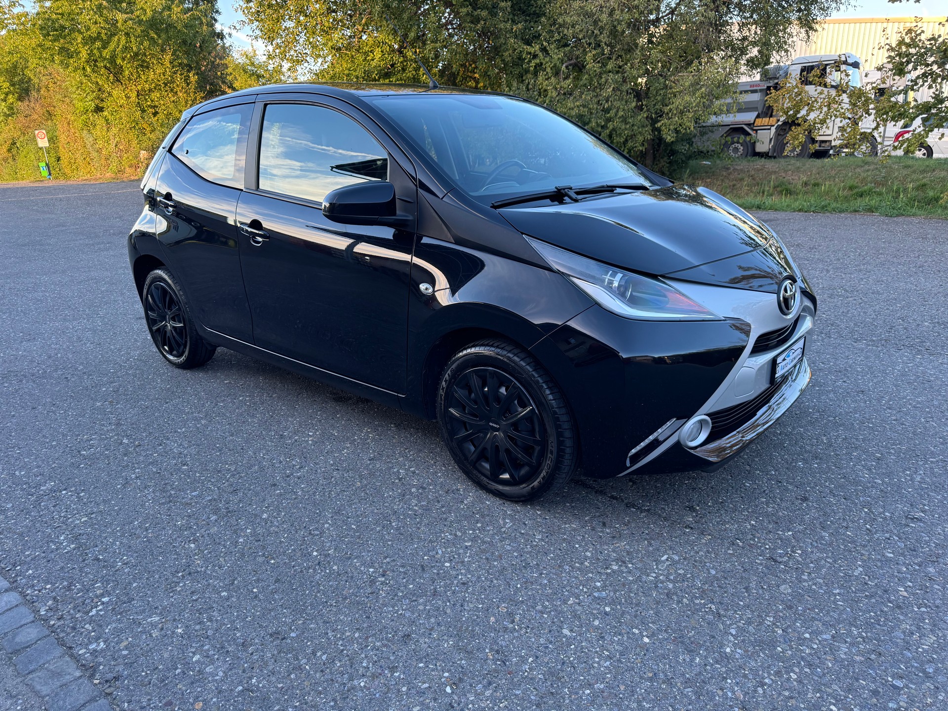 TOYOTA Aygo 1.2 VVT-i Trend-showroom-element-1
