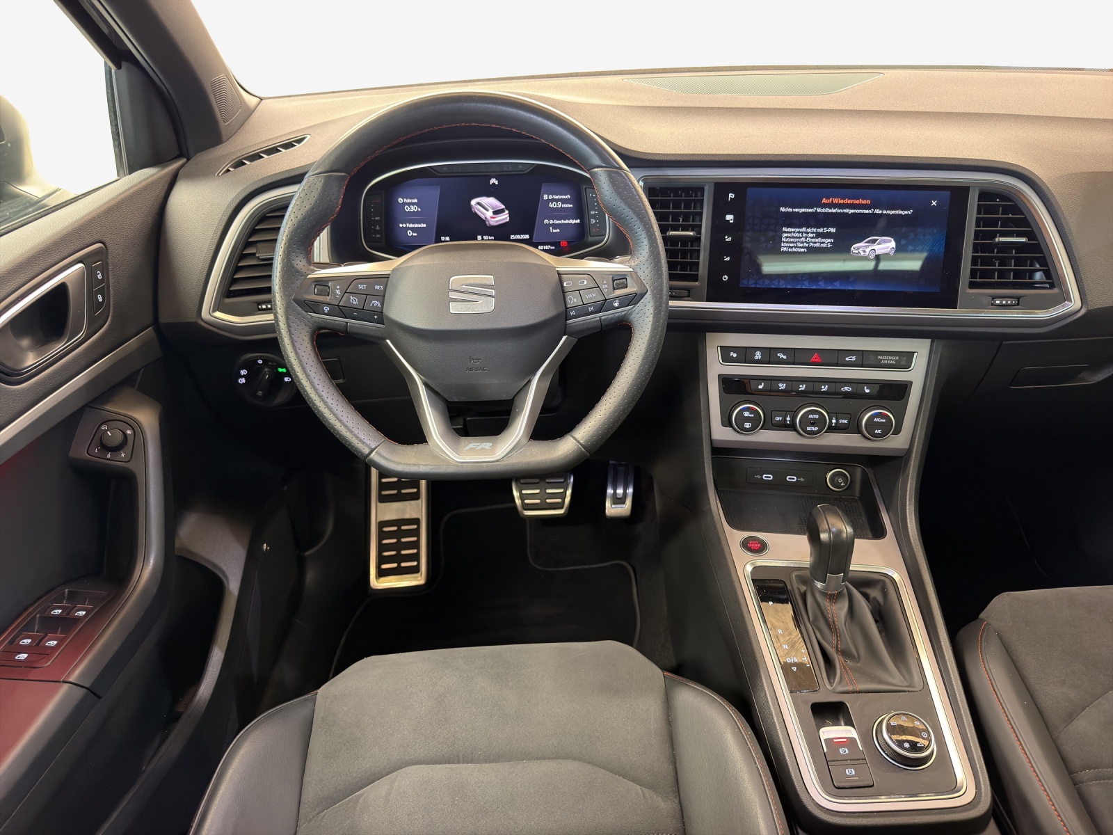 SEAT Ateca 2.0 TSI Hola FR 4Drive DSG-image-8
