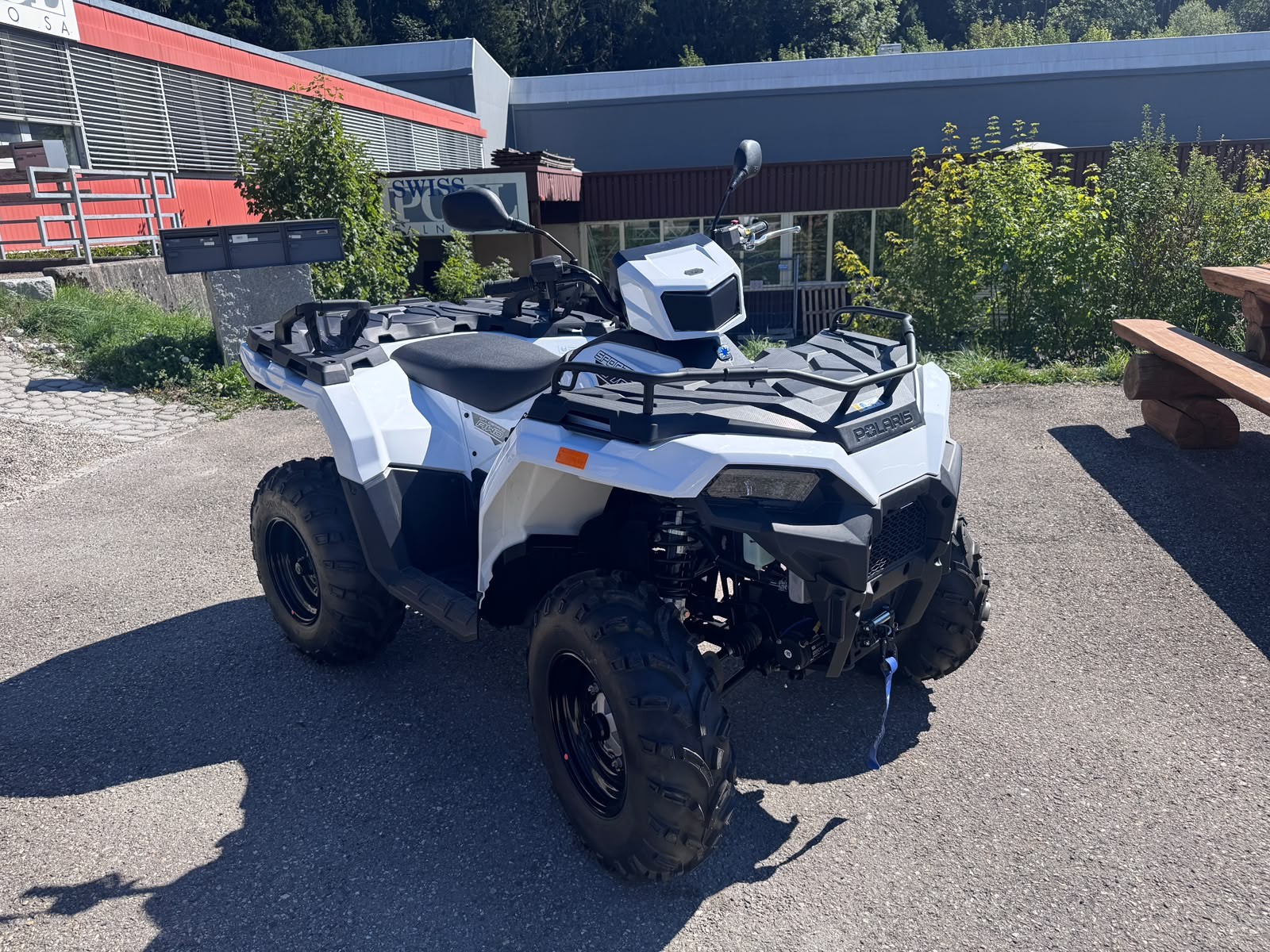 POLARIS Sportsman 570 4x4-image-3