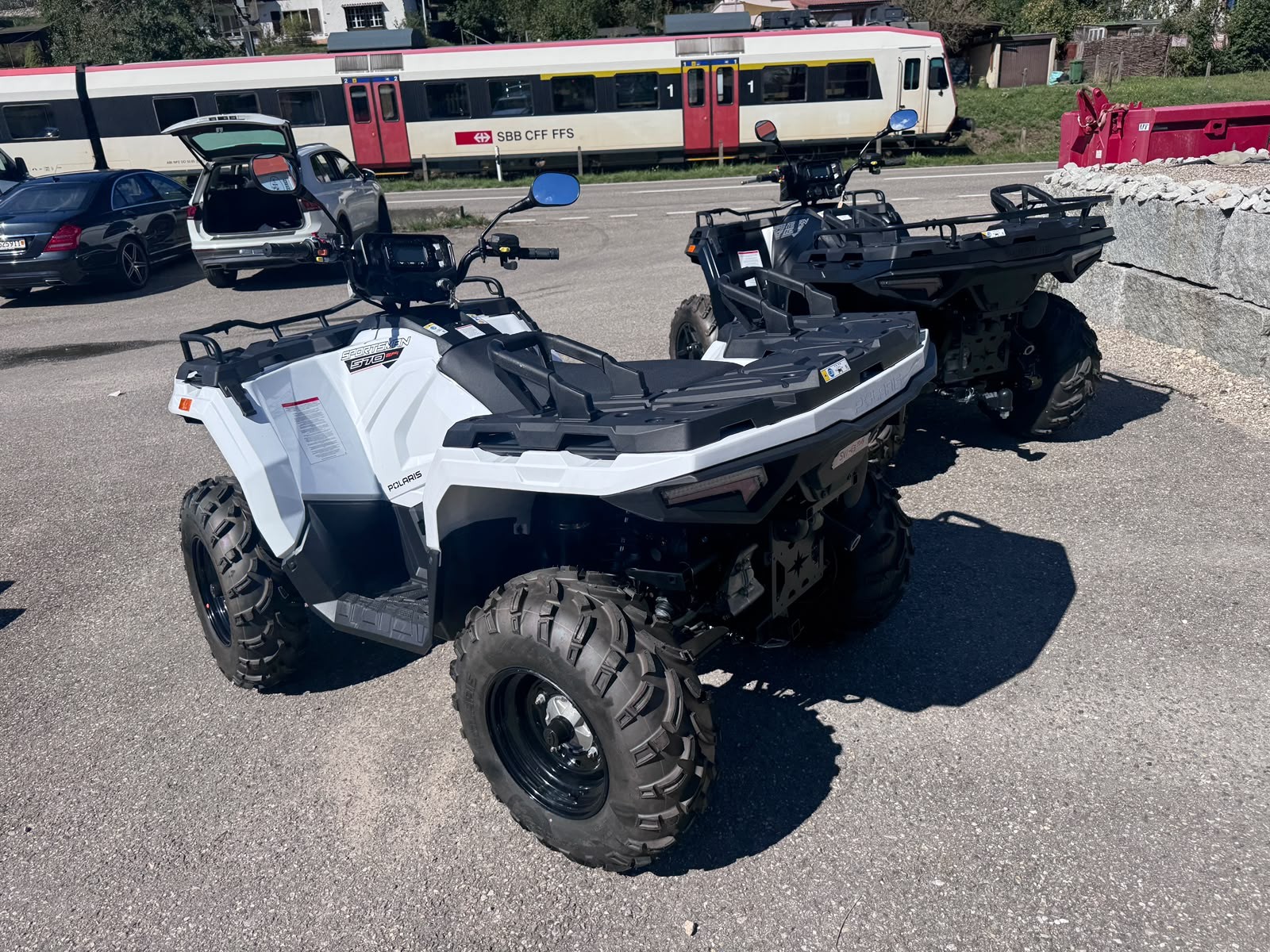 POLARIS Sportsman 570 4x4-image-2
