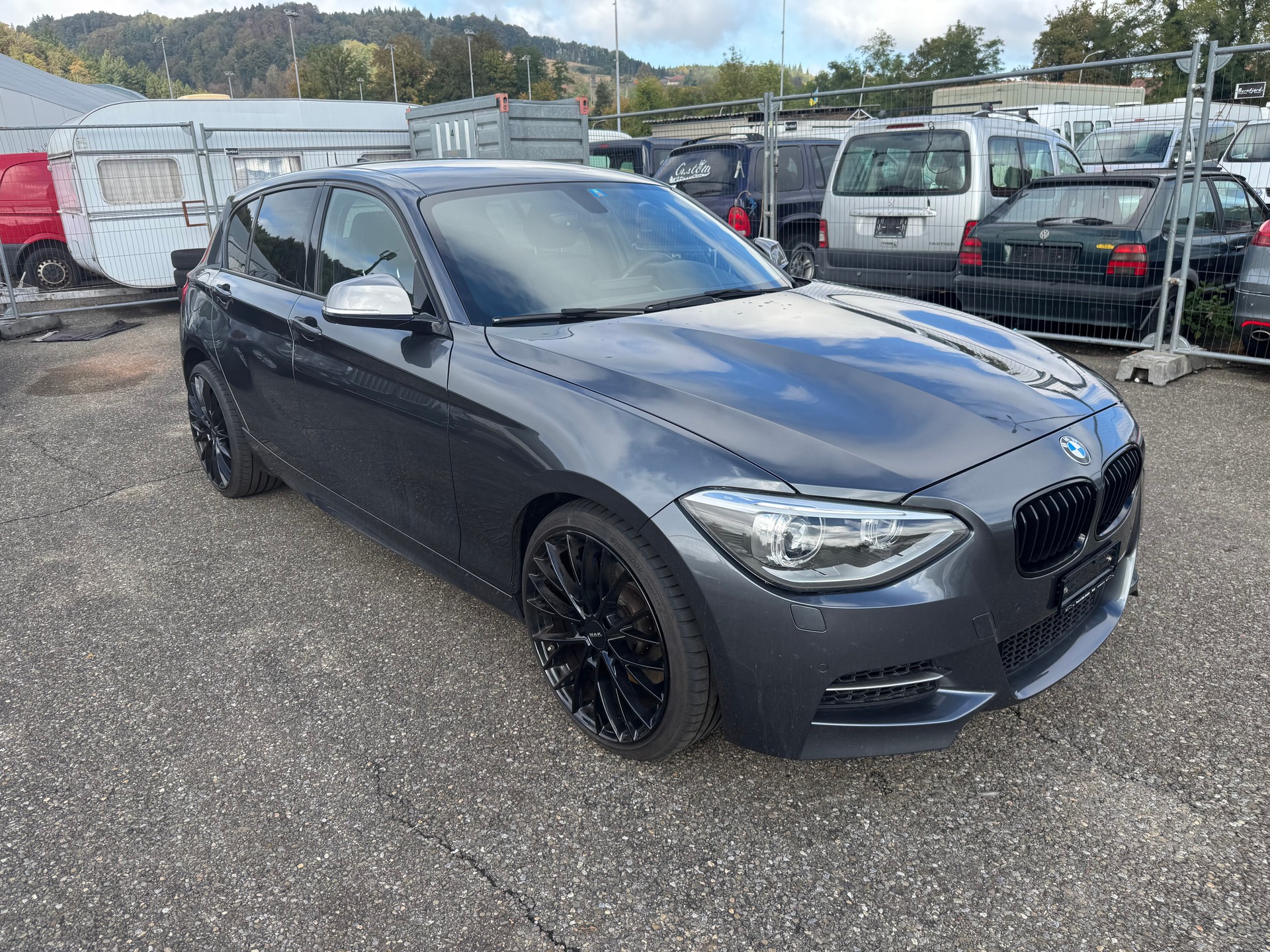 BMW M135i xDrive Steptronic-image-1