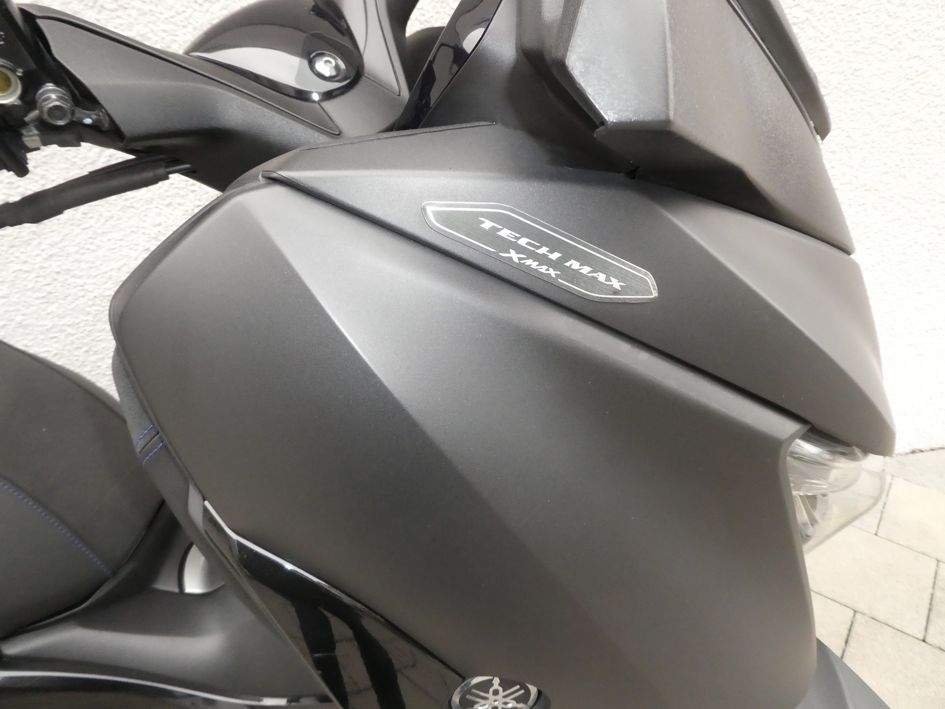 YAMAHA X-Max 300 Tech Max ABS-image-3