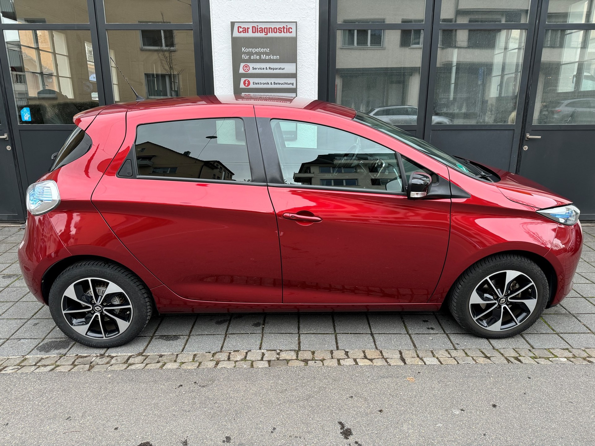 RENAULT Zoe Intens R90 (Batterie Miete)-image-5