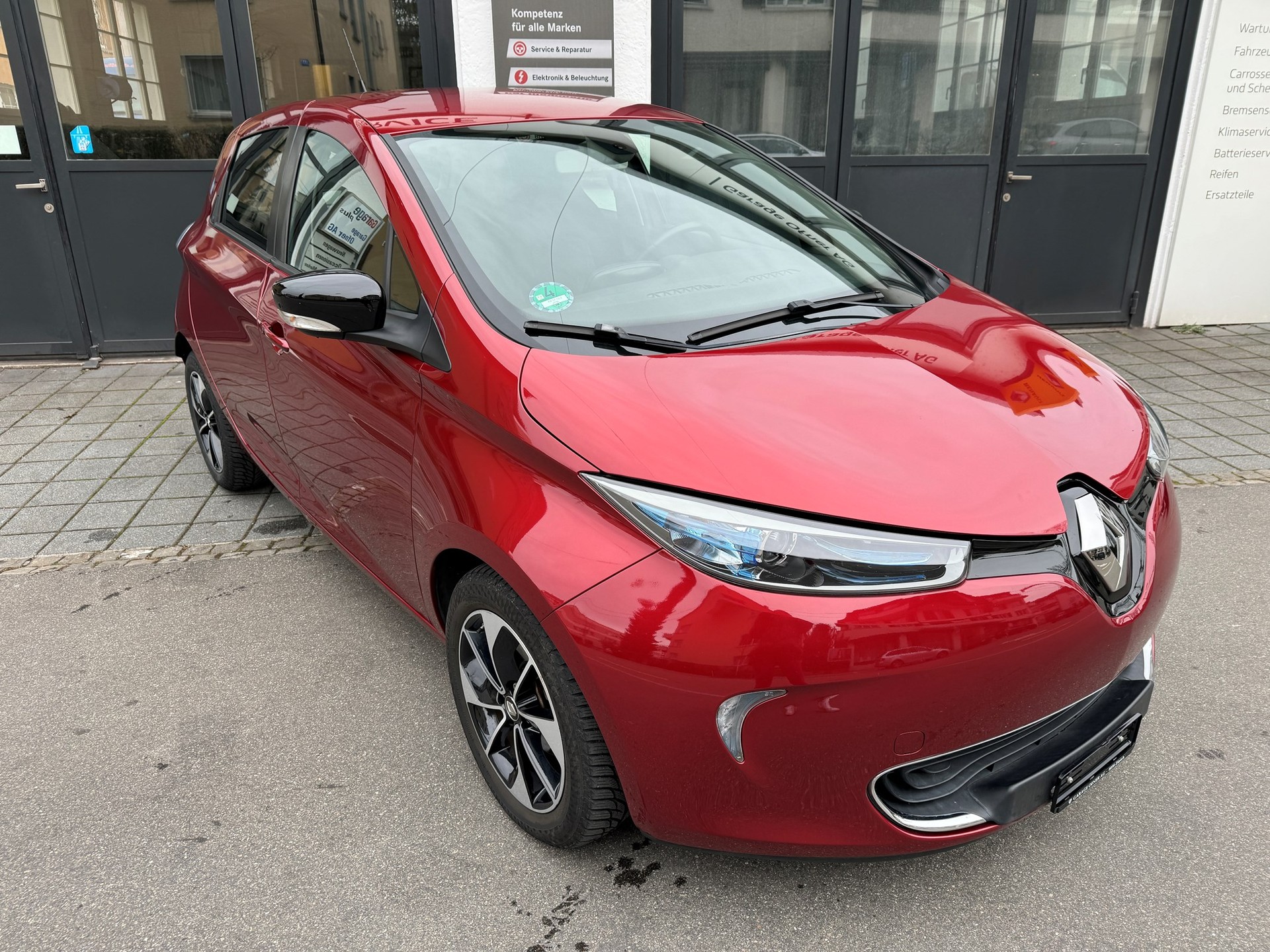 RENAULT Zoe Intens R90 (Batterie Miete)-showroom-element-1