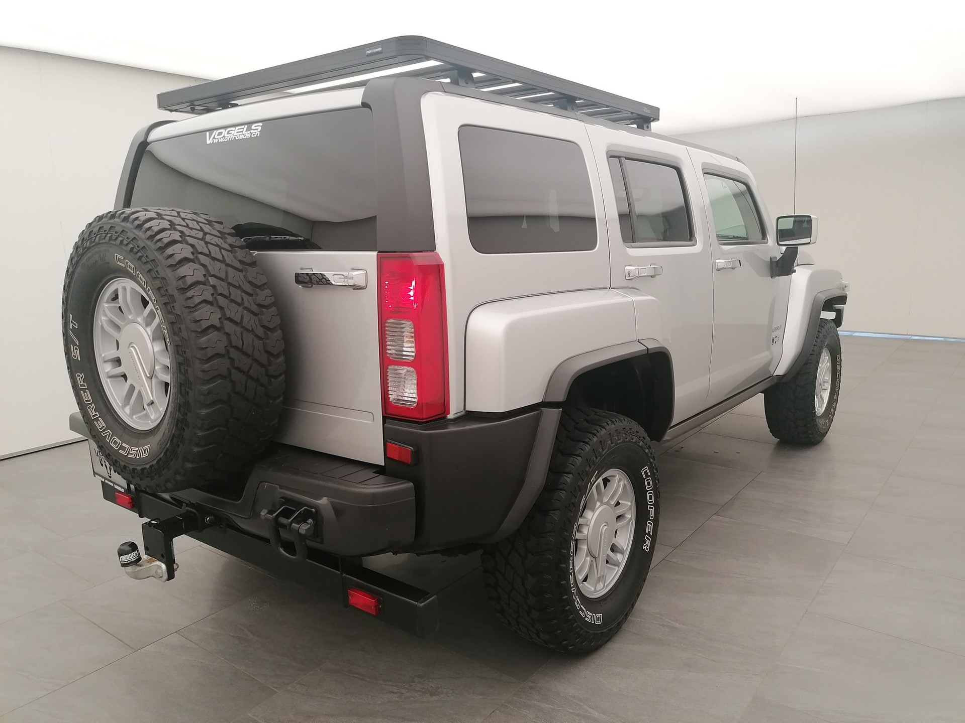 HUMMER H3 3.7-showroom-element-3
