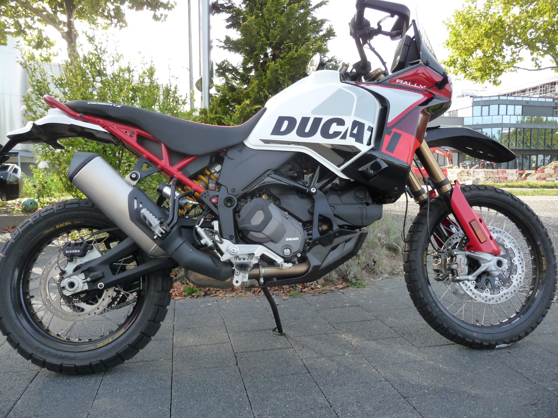DUCATI Desert X Rally statt 22'990.- >> 19'900.--image-0