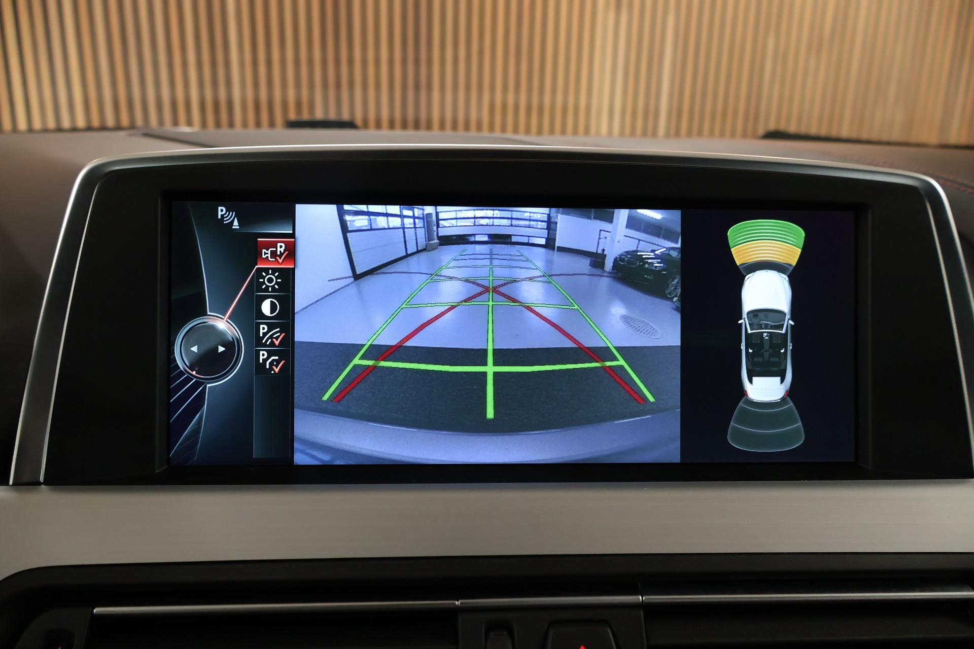 BMW 650i Cabrio xDrive M Sport Edition-image-21