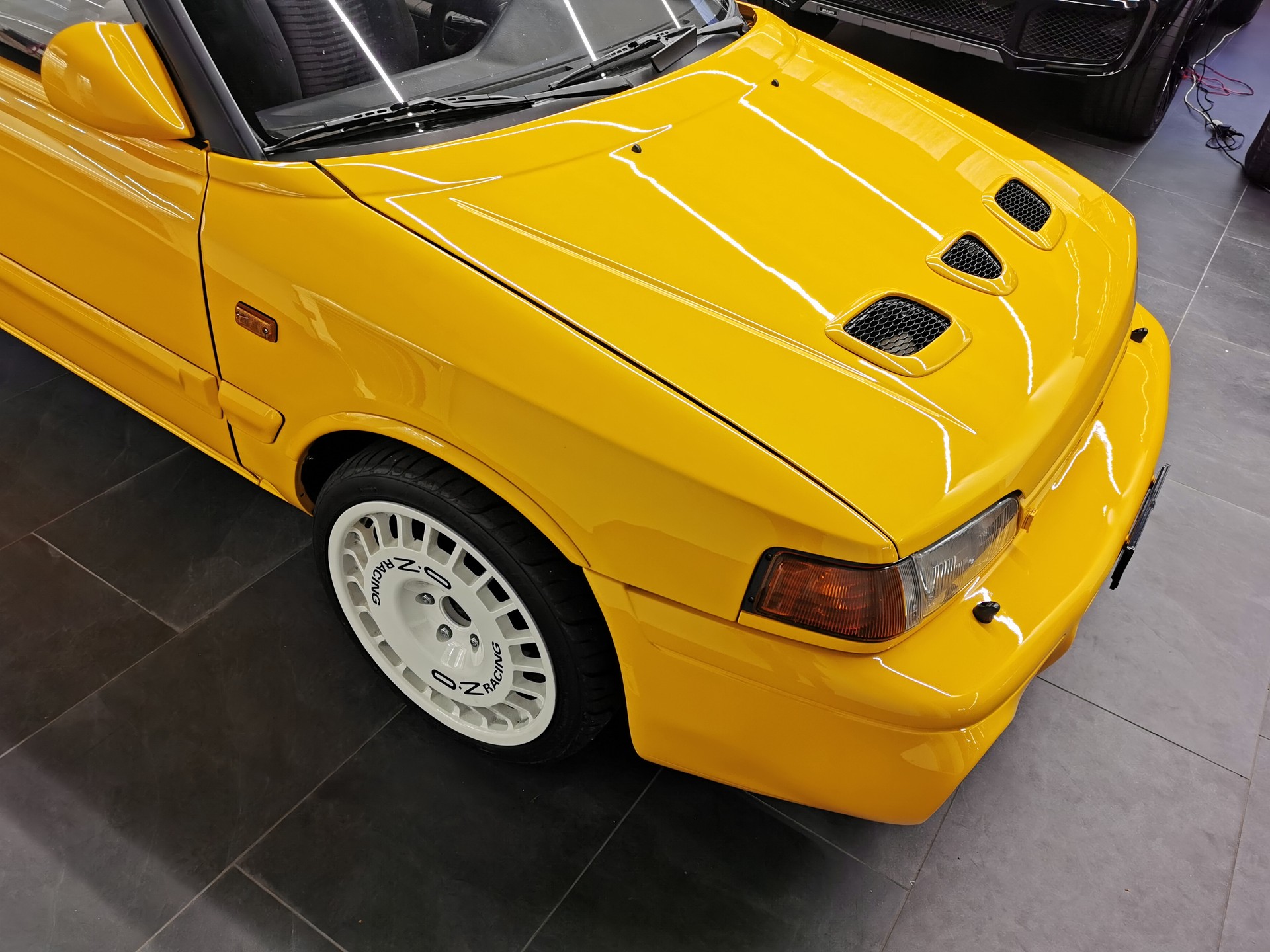 MAZDA 323 1.8i 16V GT-R 4WD-image-12