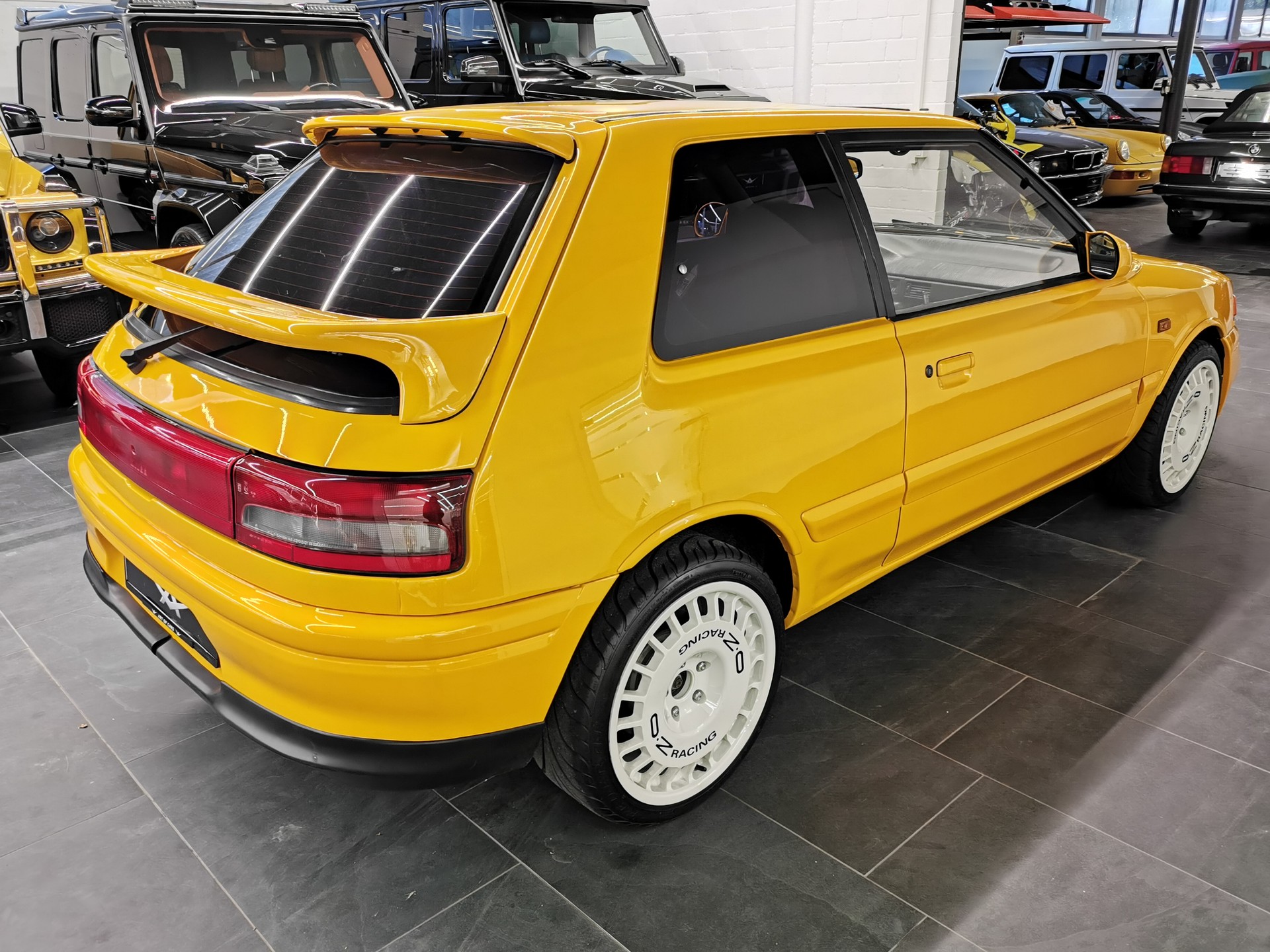 MAZDA 323 1.8i 16V GT-R 4WD-image-6