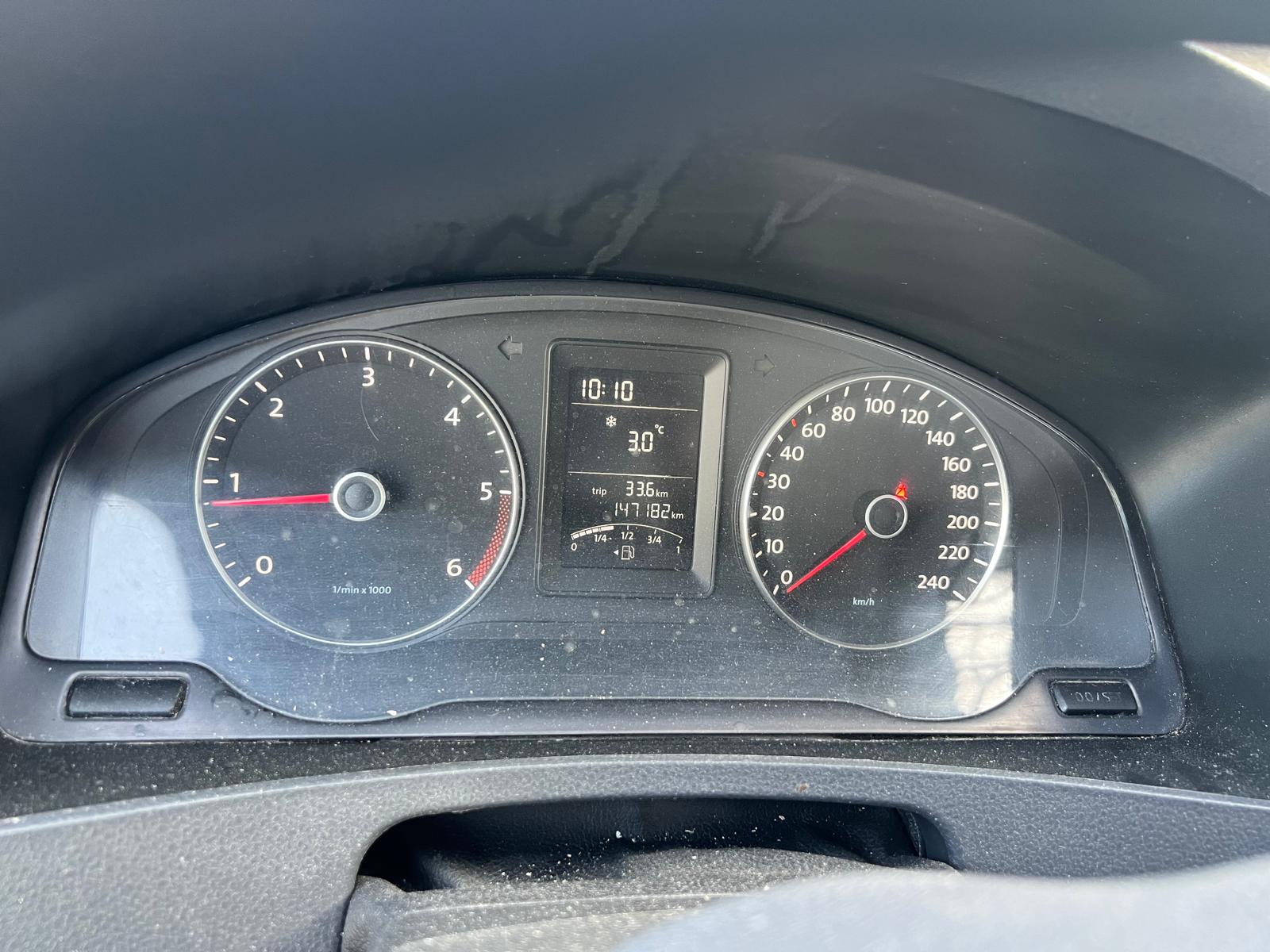 VW T5 2.0 TDI-image-8