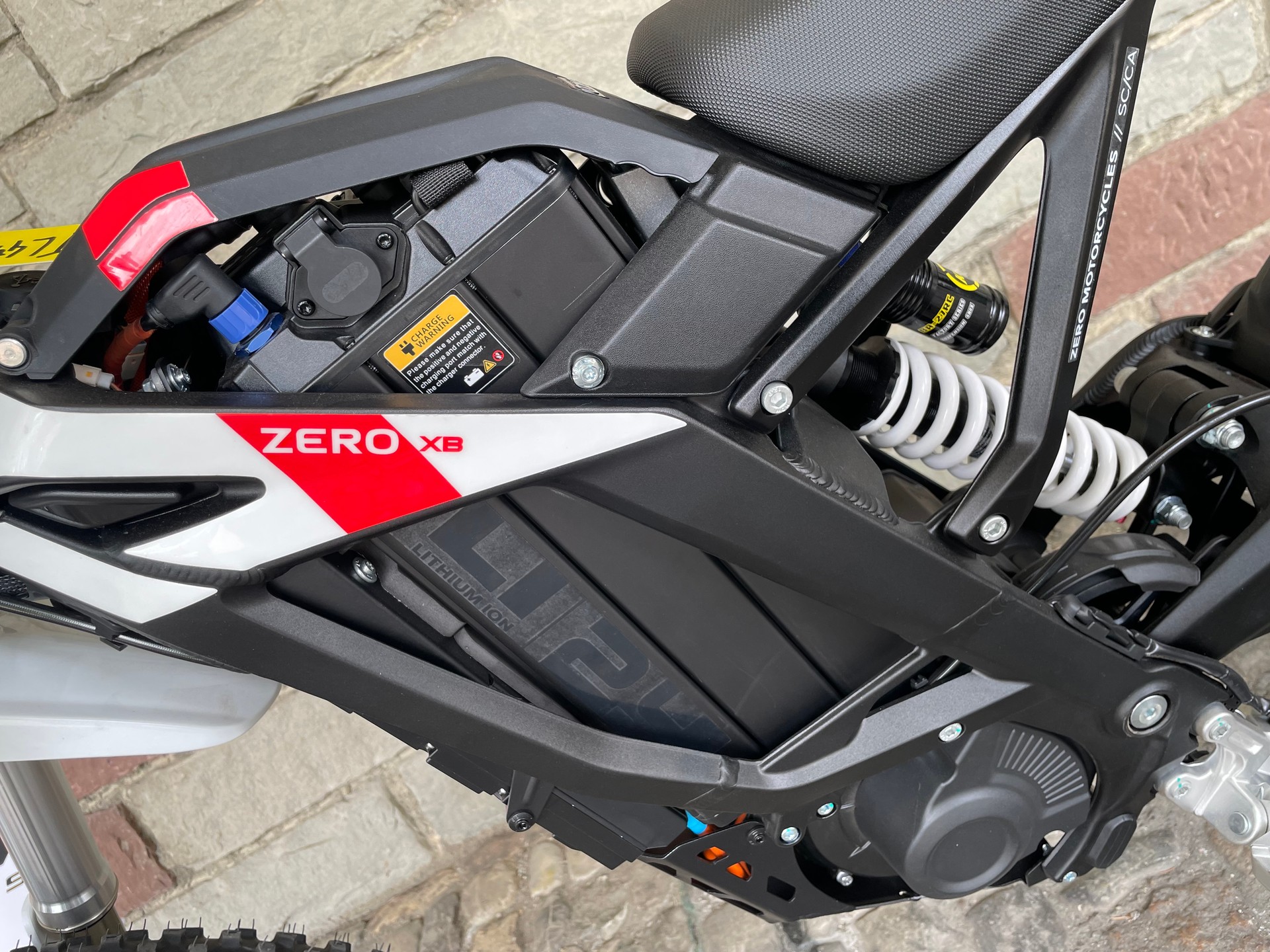 ZERO XB-image-4
