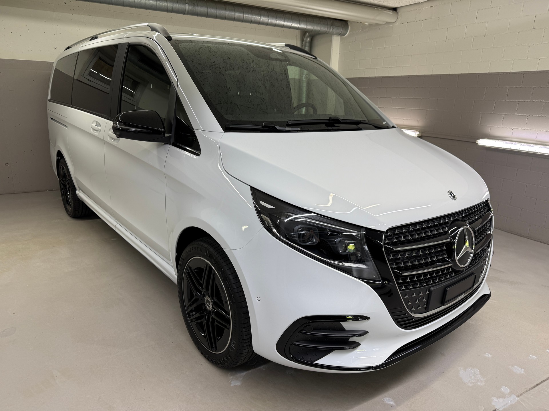 MERCEDES-BENZ V 250 d 4MATIC AVANTGARDE 3200mm L-showroom-element-1