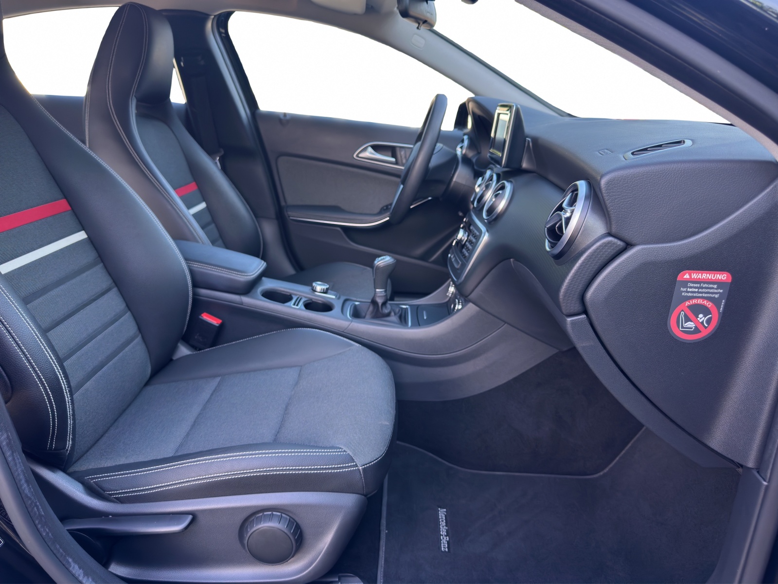 MERCEDES-BENZ A 200 CDI Style-image-9